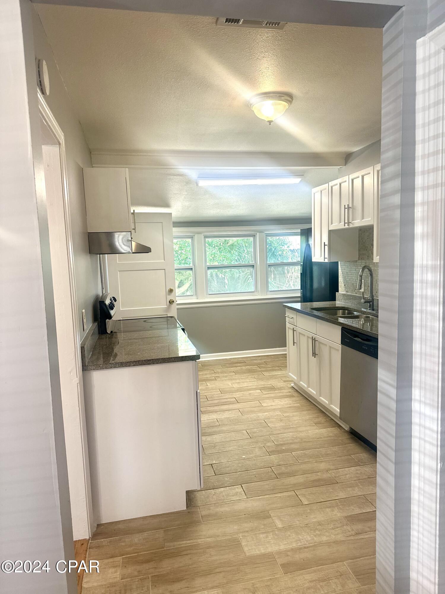 Cove Terrace - Residential