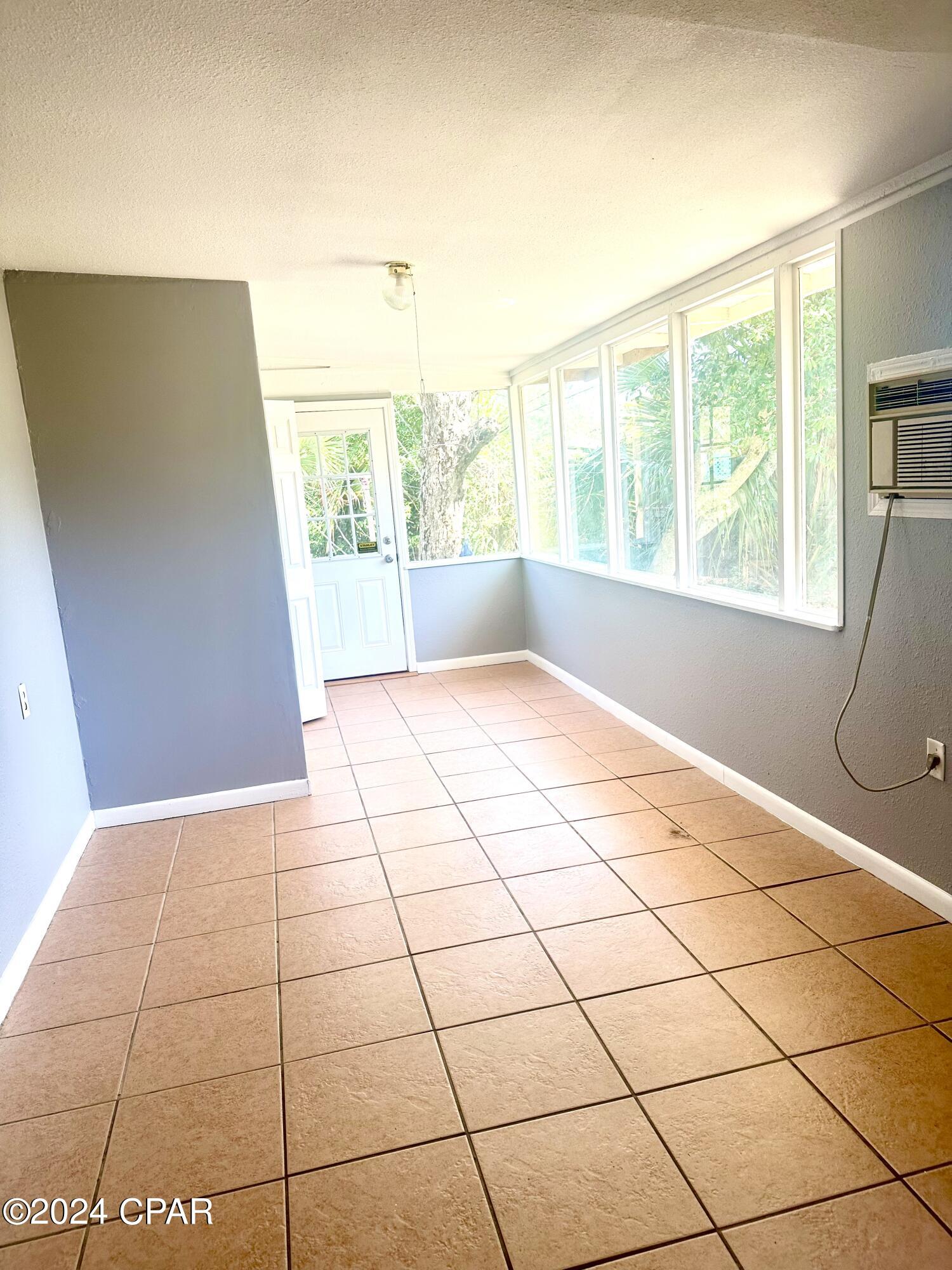 Cove Terrace - Residential