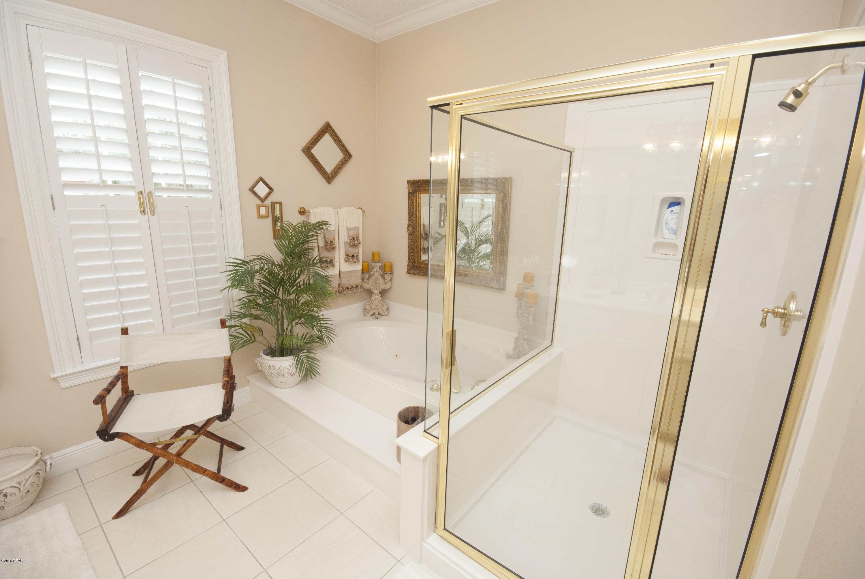 Legend Lakes - Residential