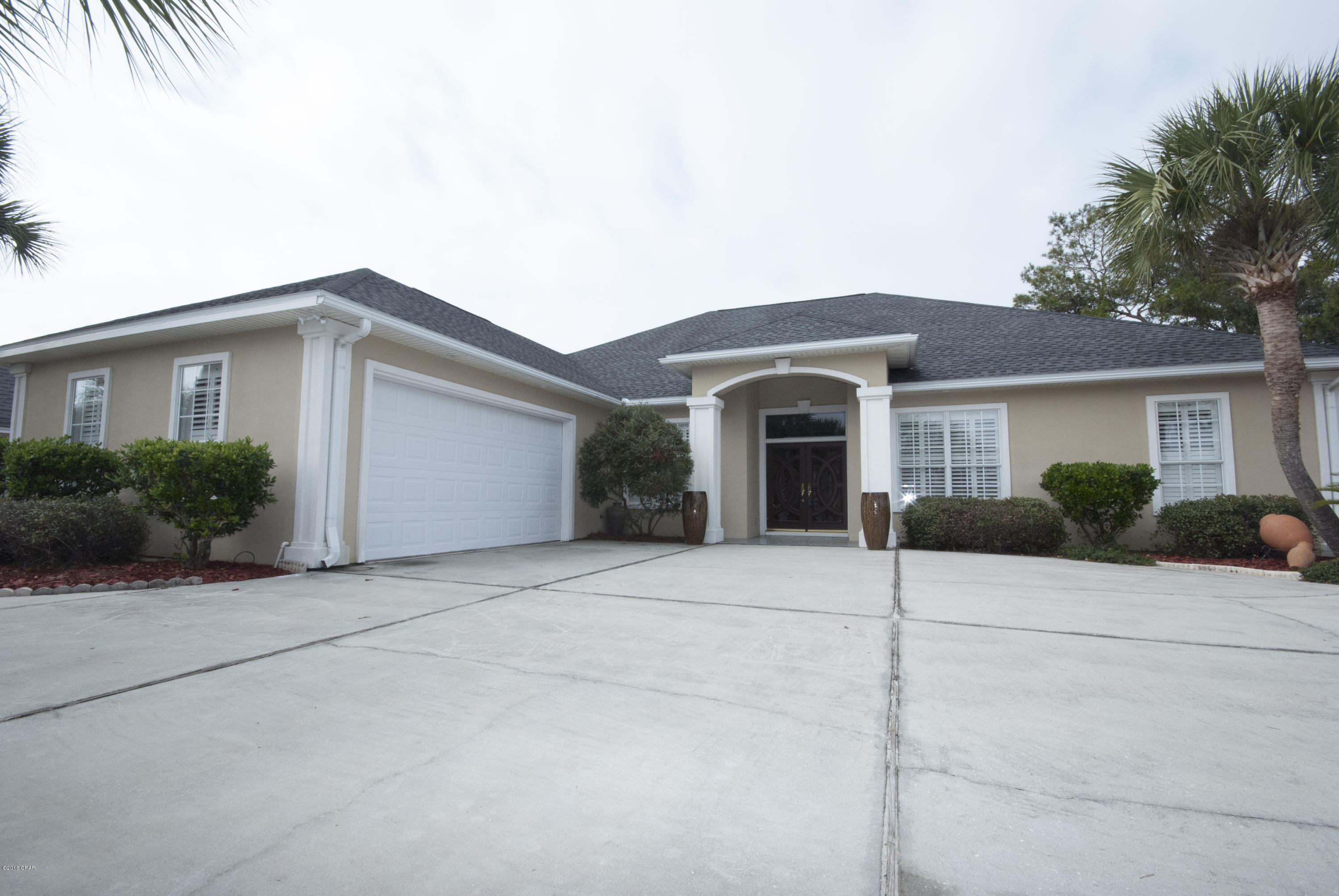 Legend Lakes - Residential