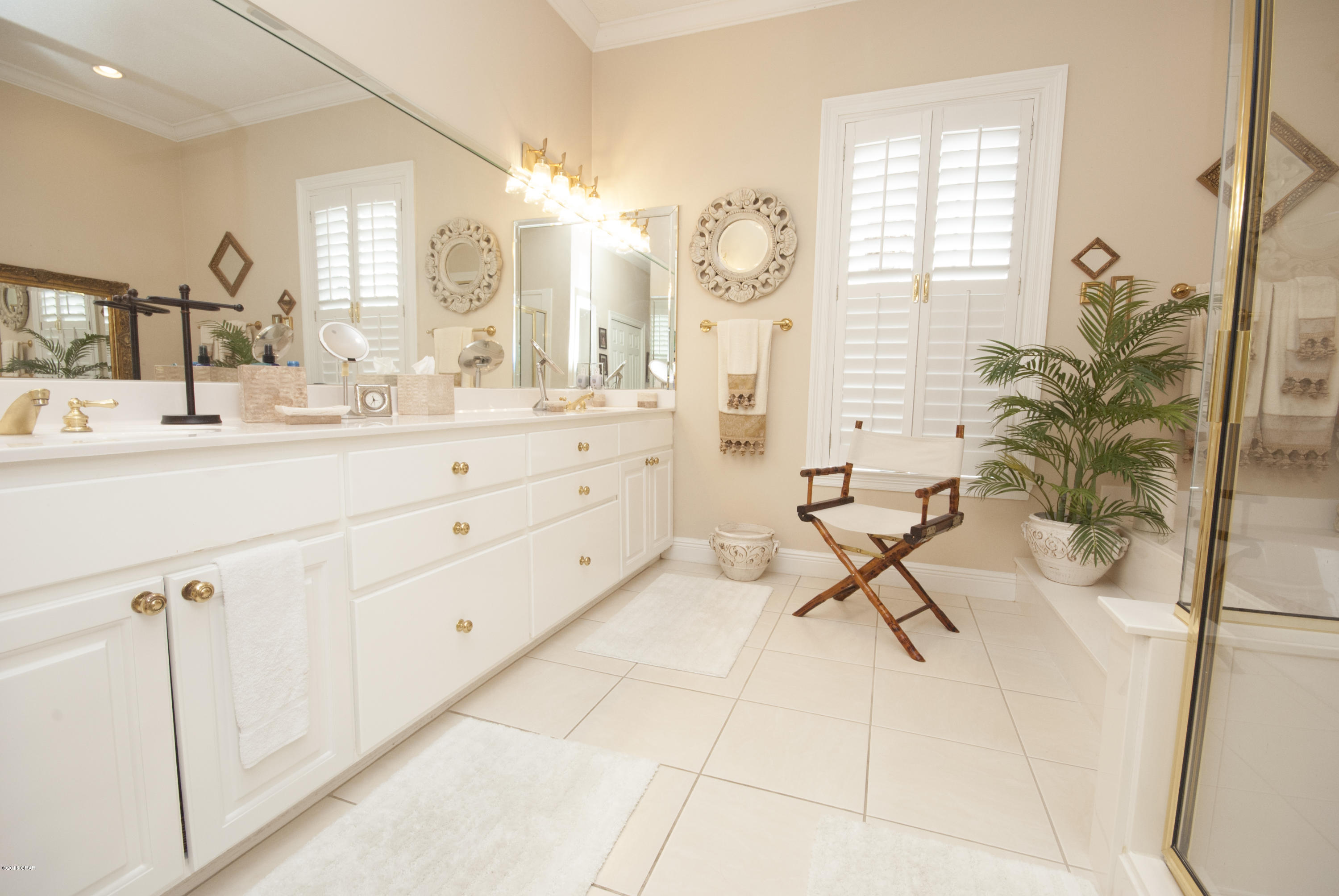 Legend Lakes - Residential