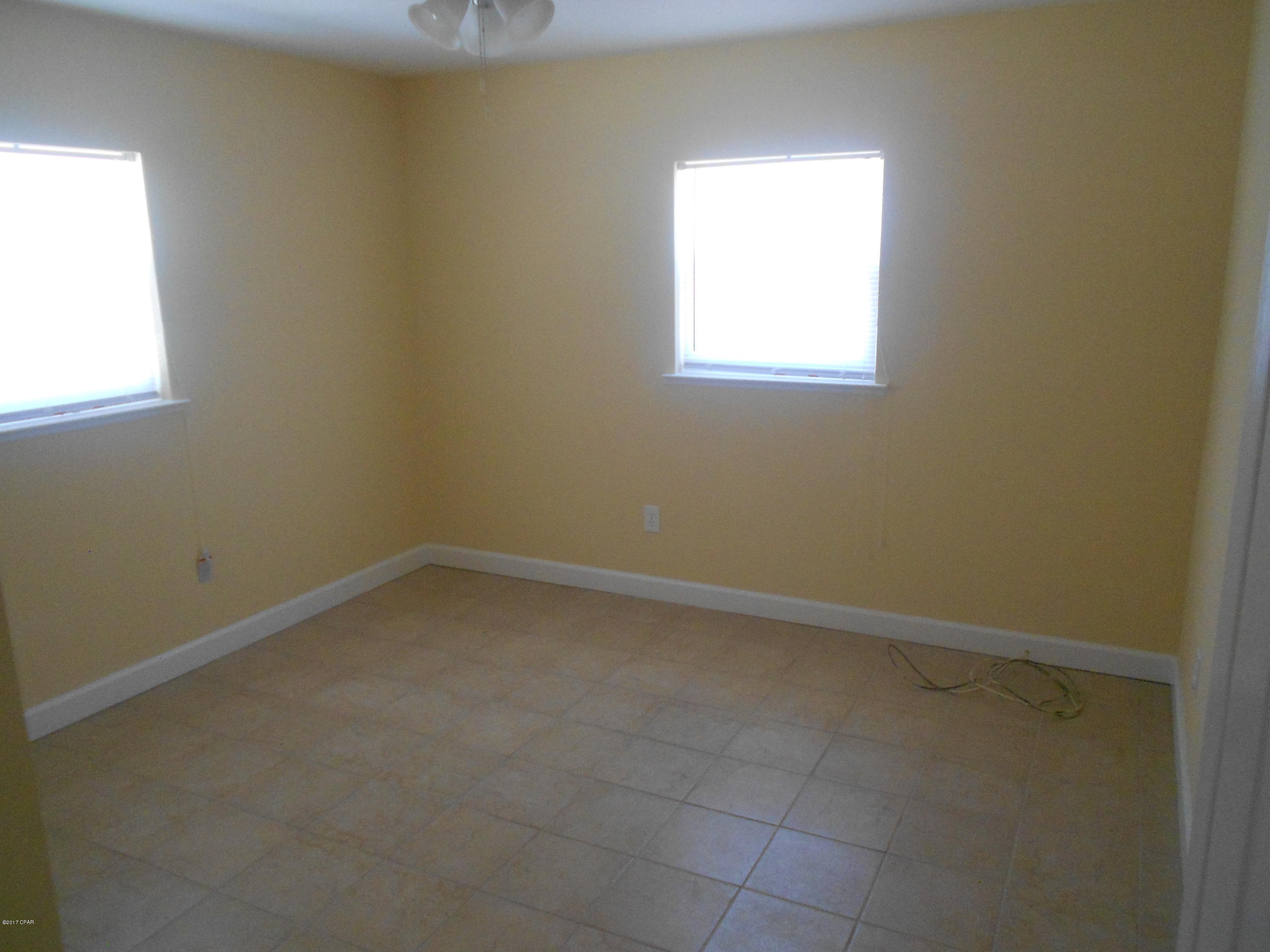 Silver Sands Beach - Residential Lease