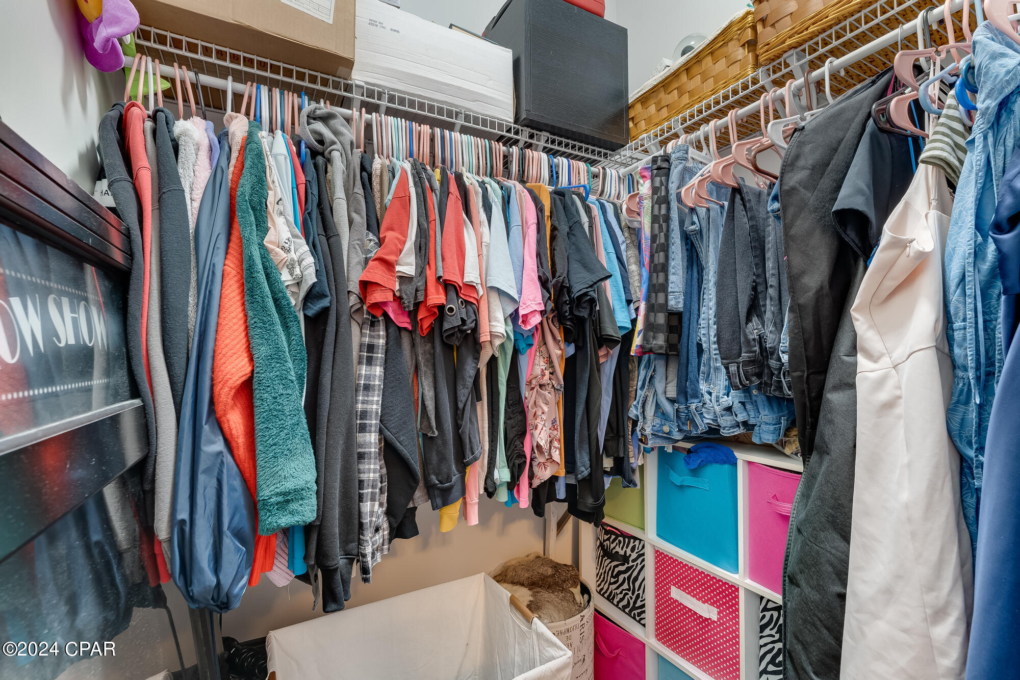 Kirkland Manor - Residential