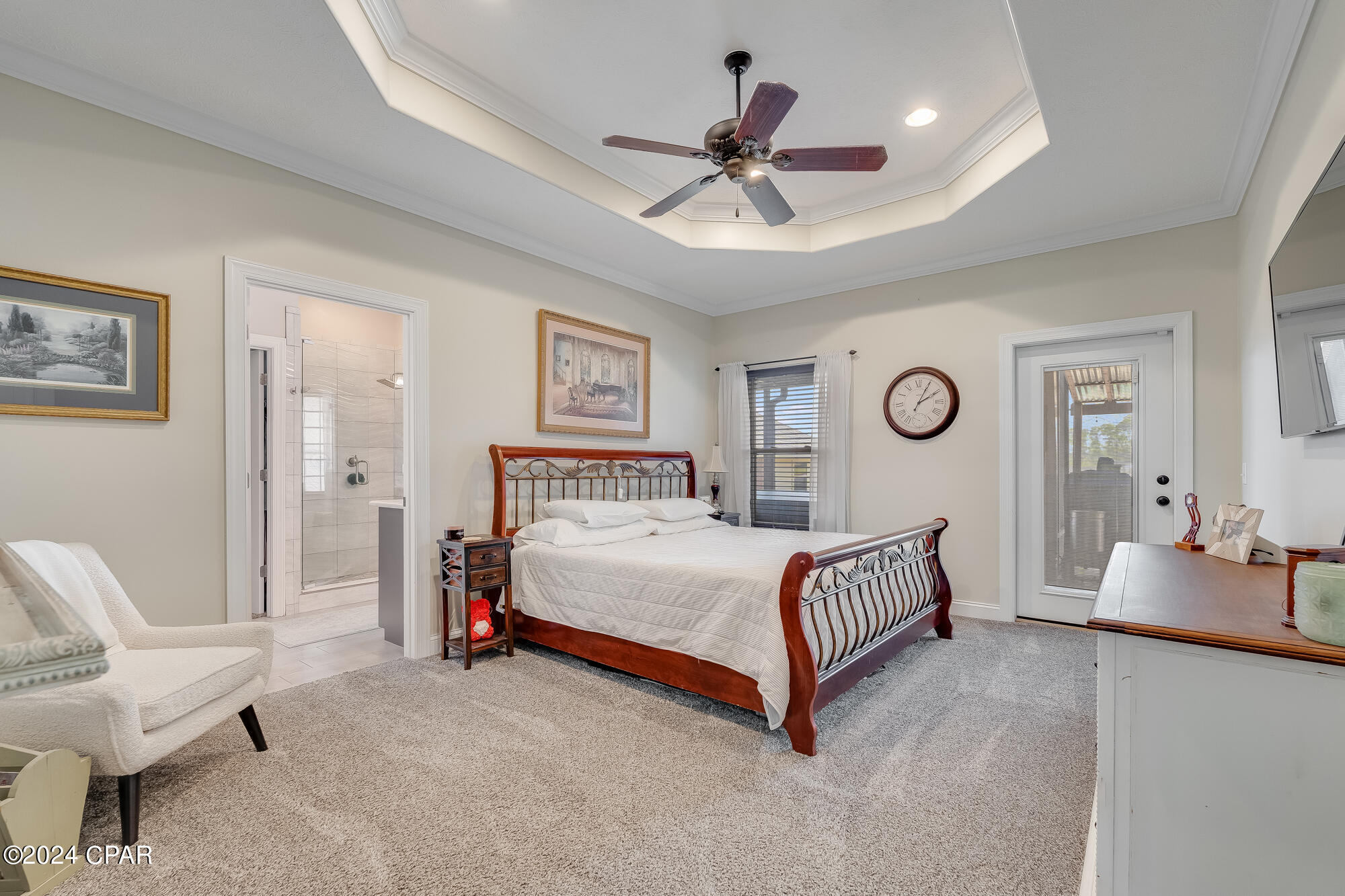 Kirkland Manor - Residential