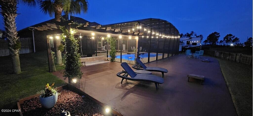 Kirkland Manor - Residential