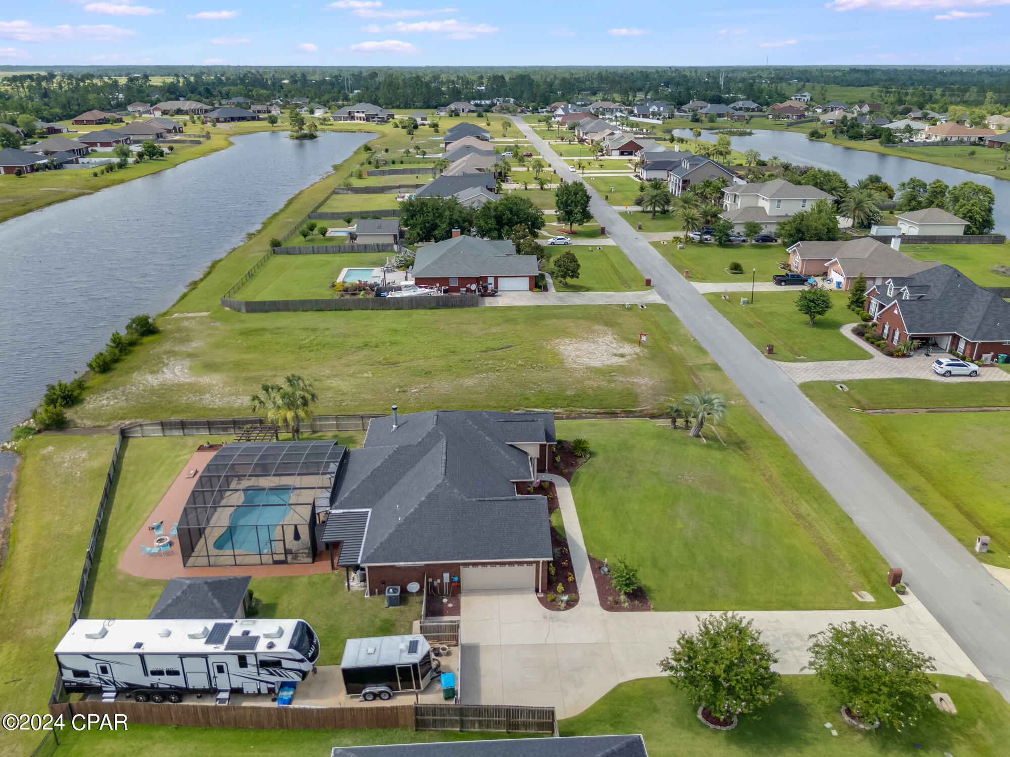 Kirkland Manor - Residential