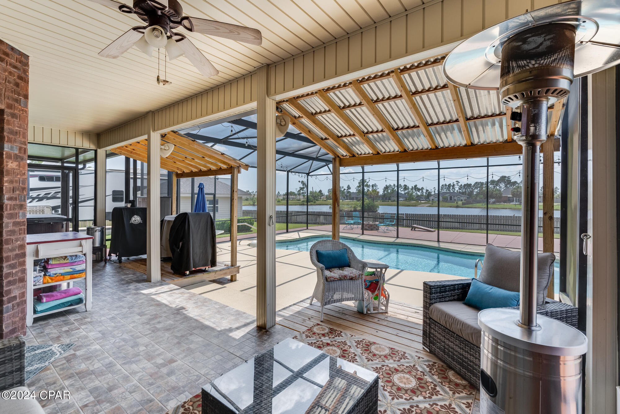 Kirkland Manor - Residential