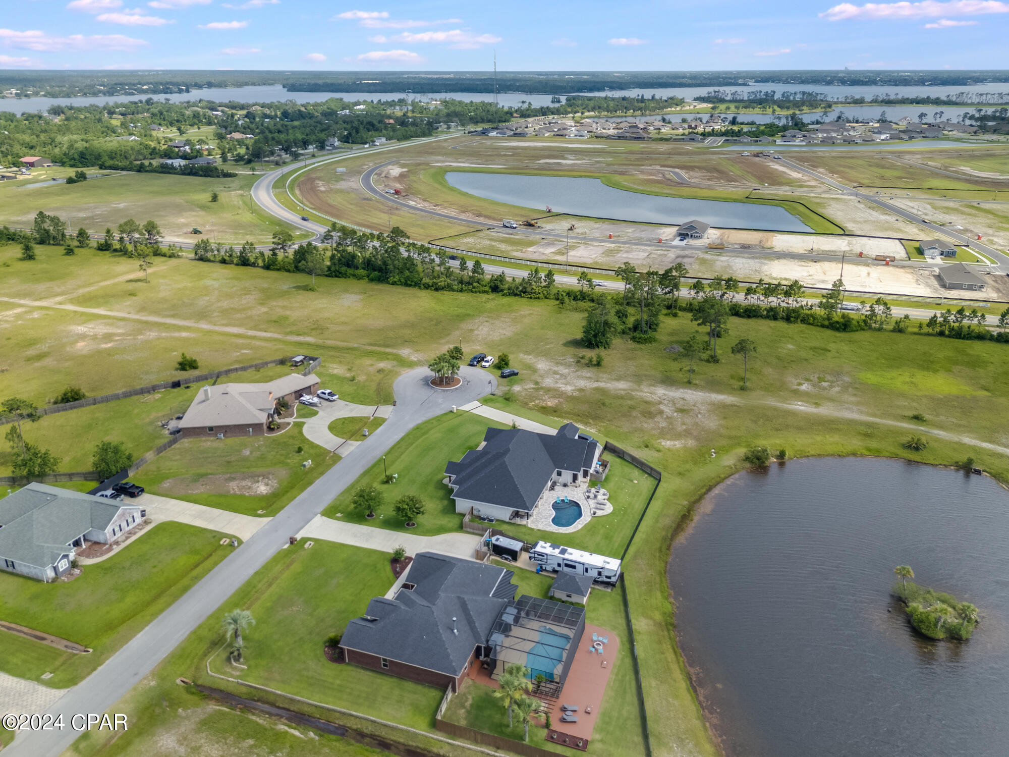 Kirkland Manor - Residential