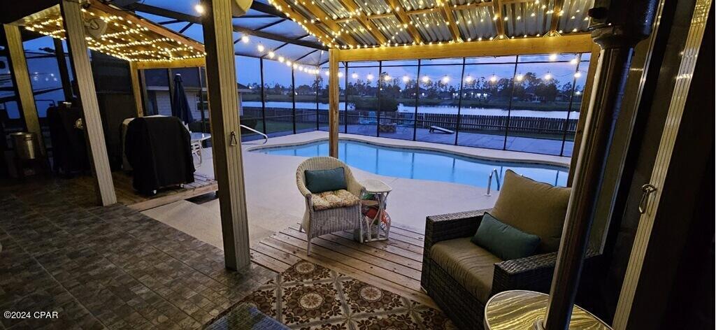 Kirkland Manor - Residential