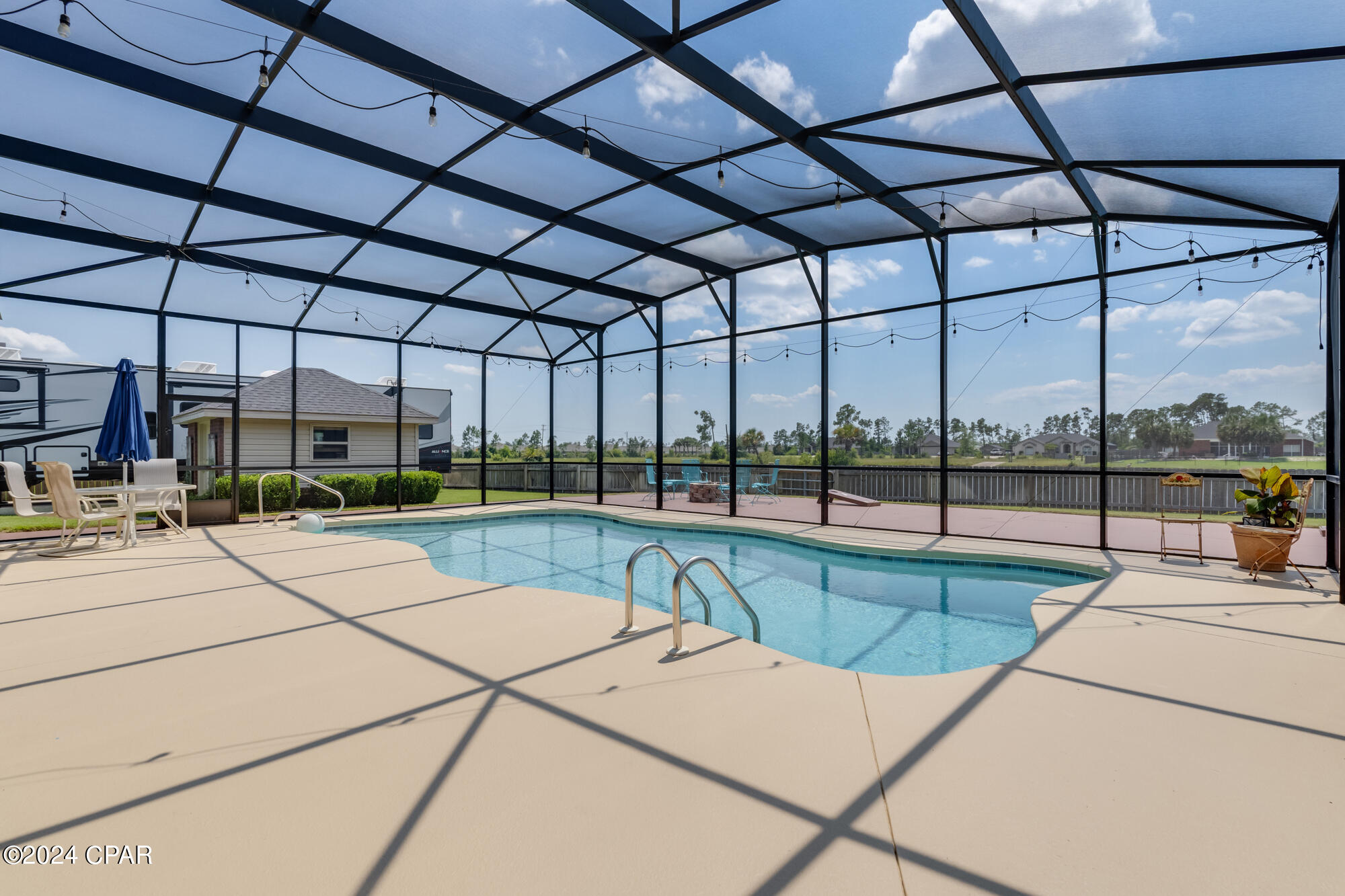 Kirkland Manor - Residential