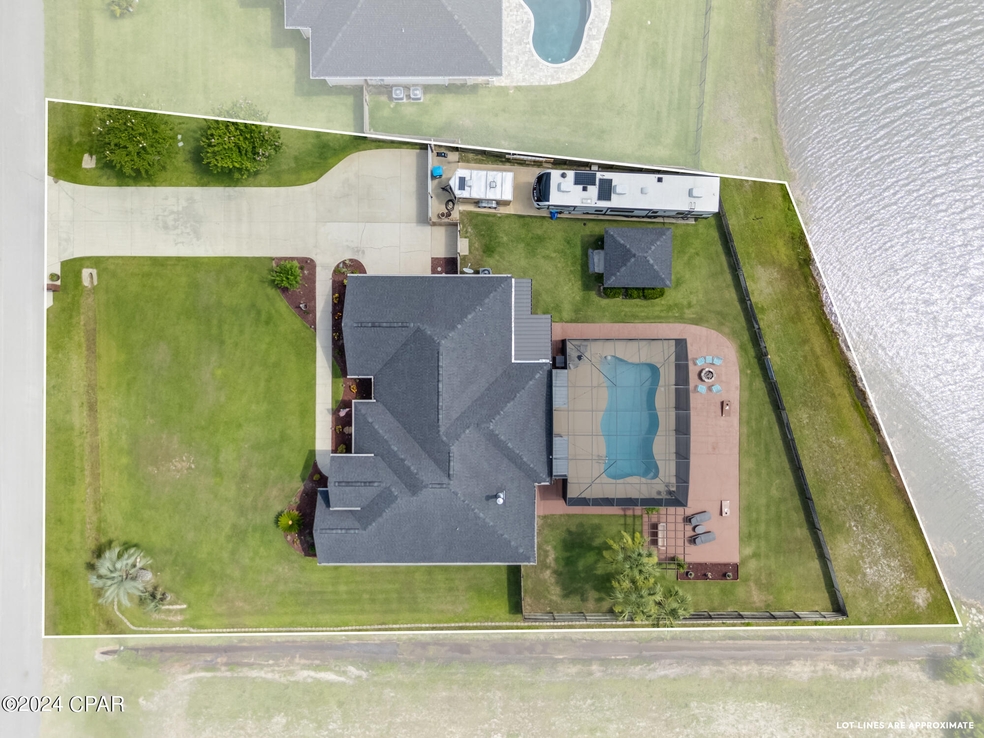 Kirkland Manor - Residential