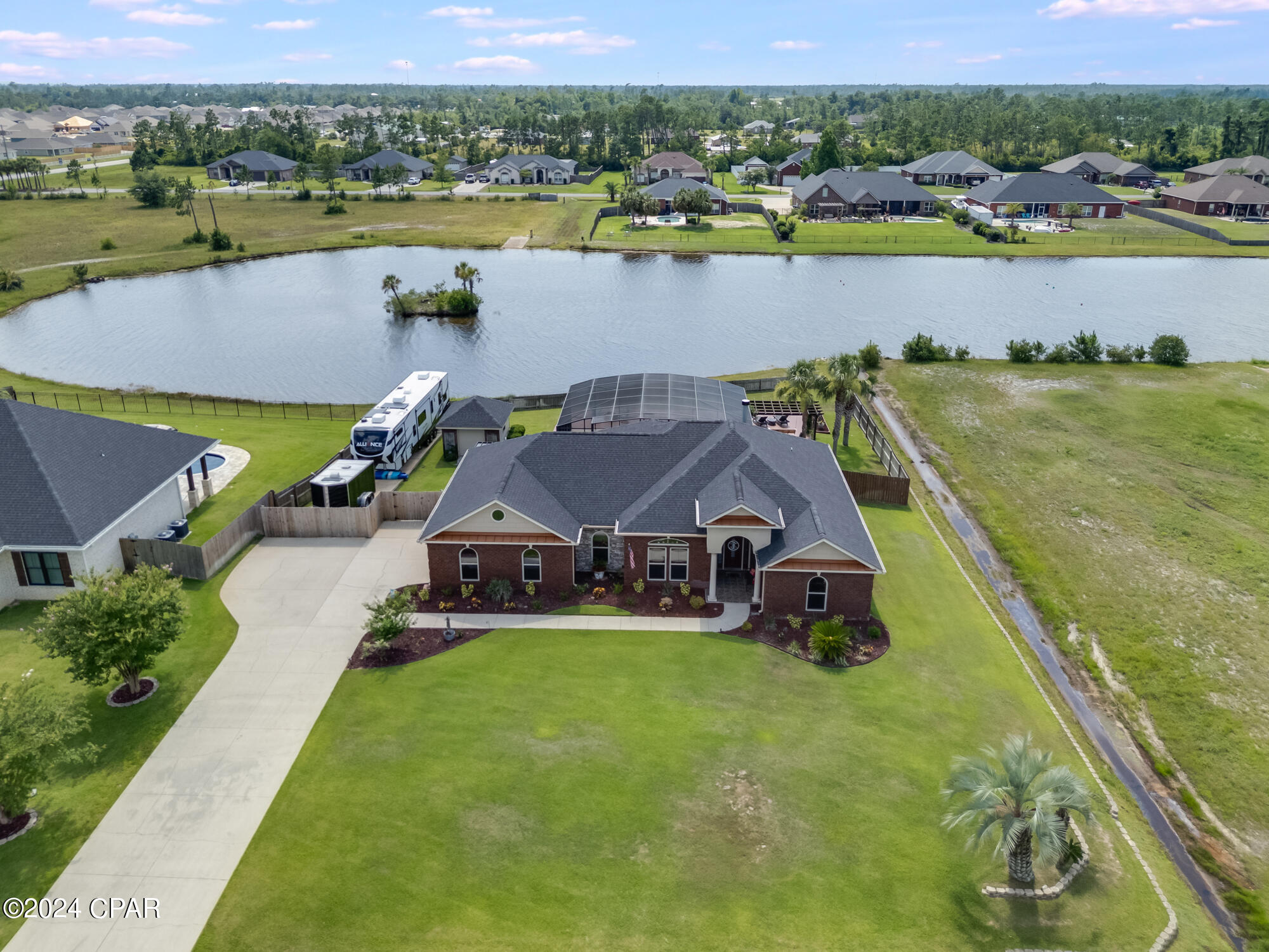 Kirkland Manor - Residential