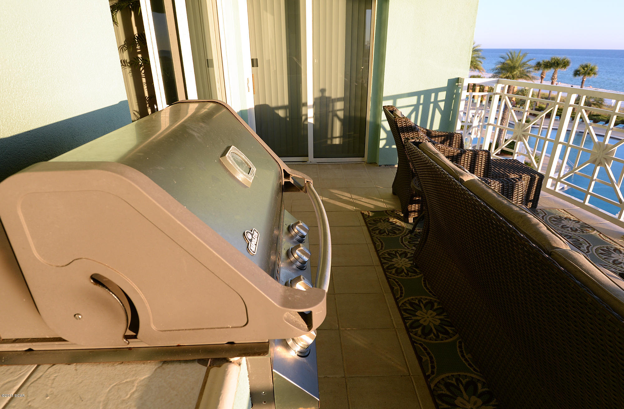 En Soleil Condo - Residential