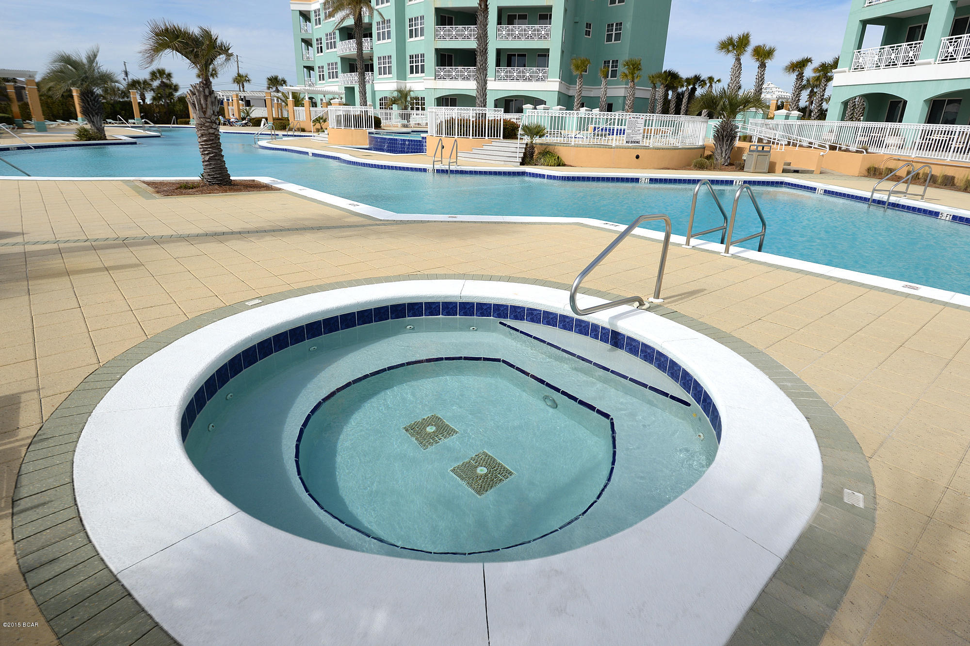 En Soleil Condo - Residential