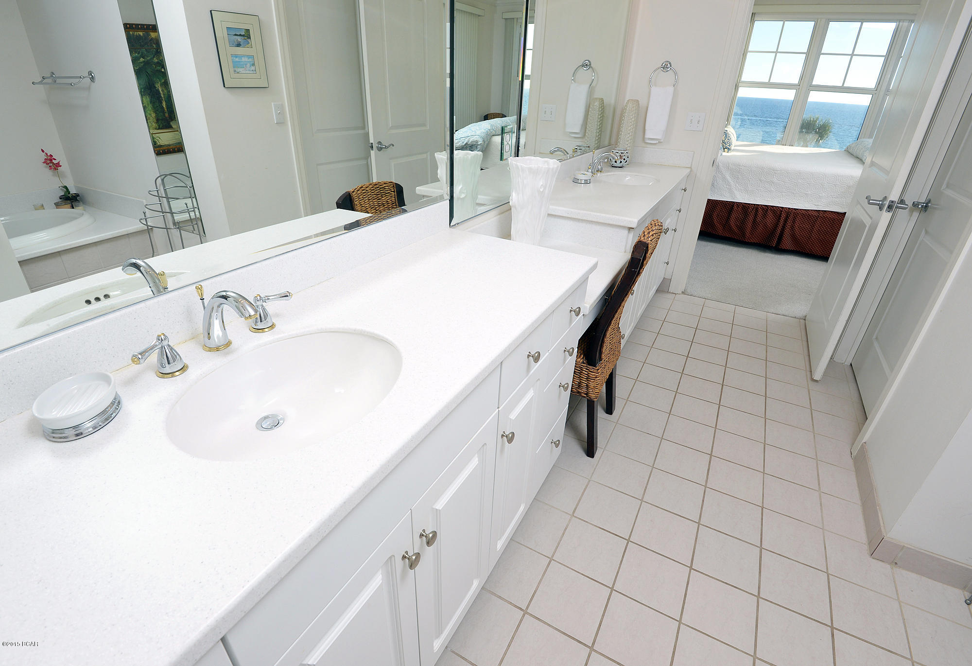 En Soleil Condo - Residential