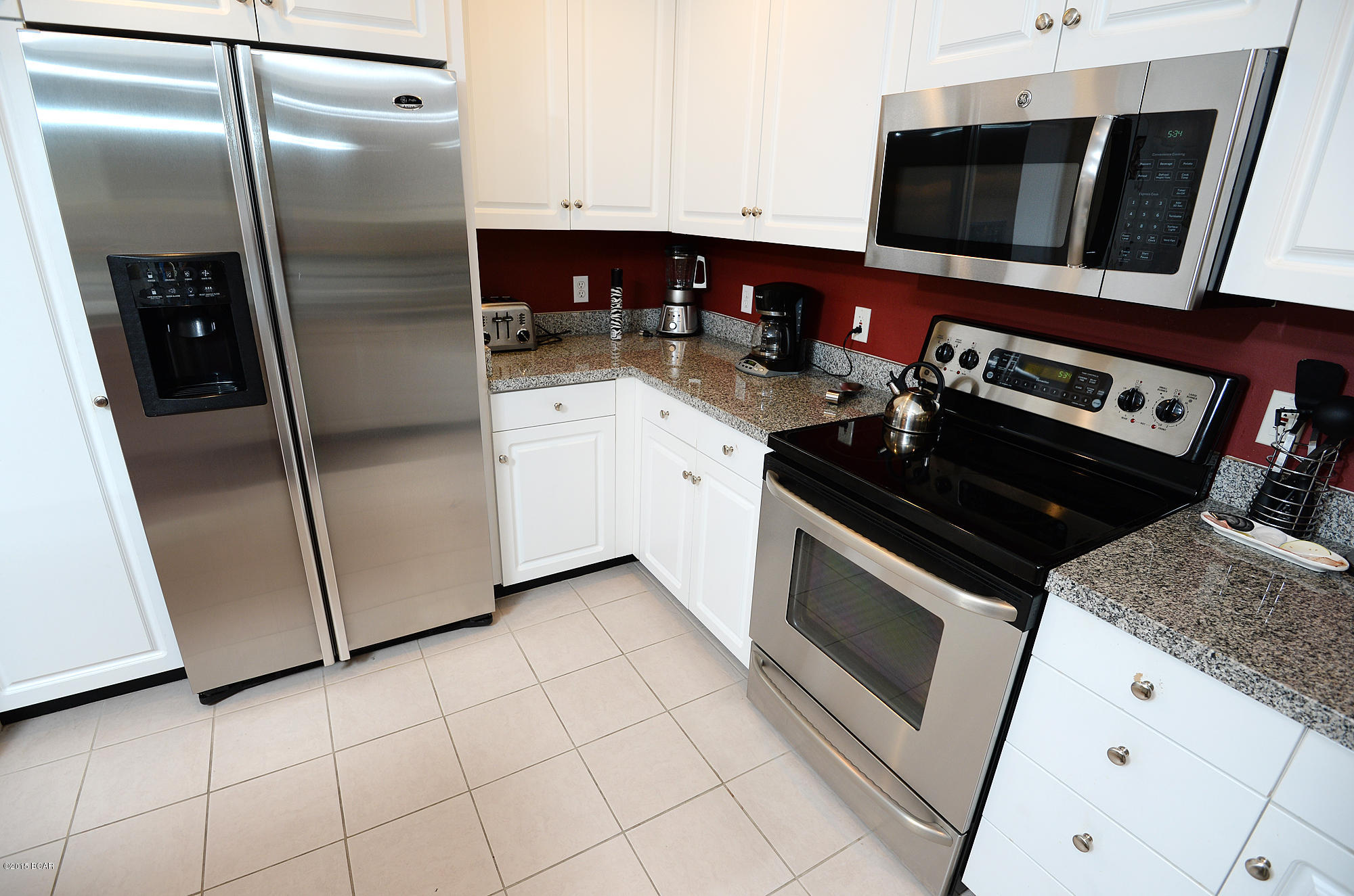 En Soleil Condo - Residential