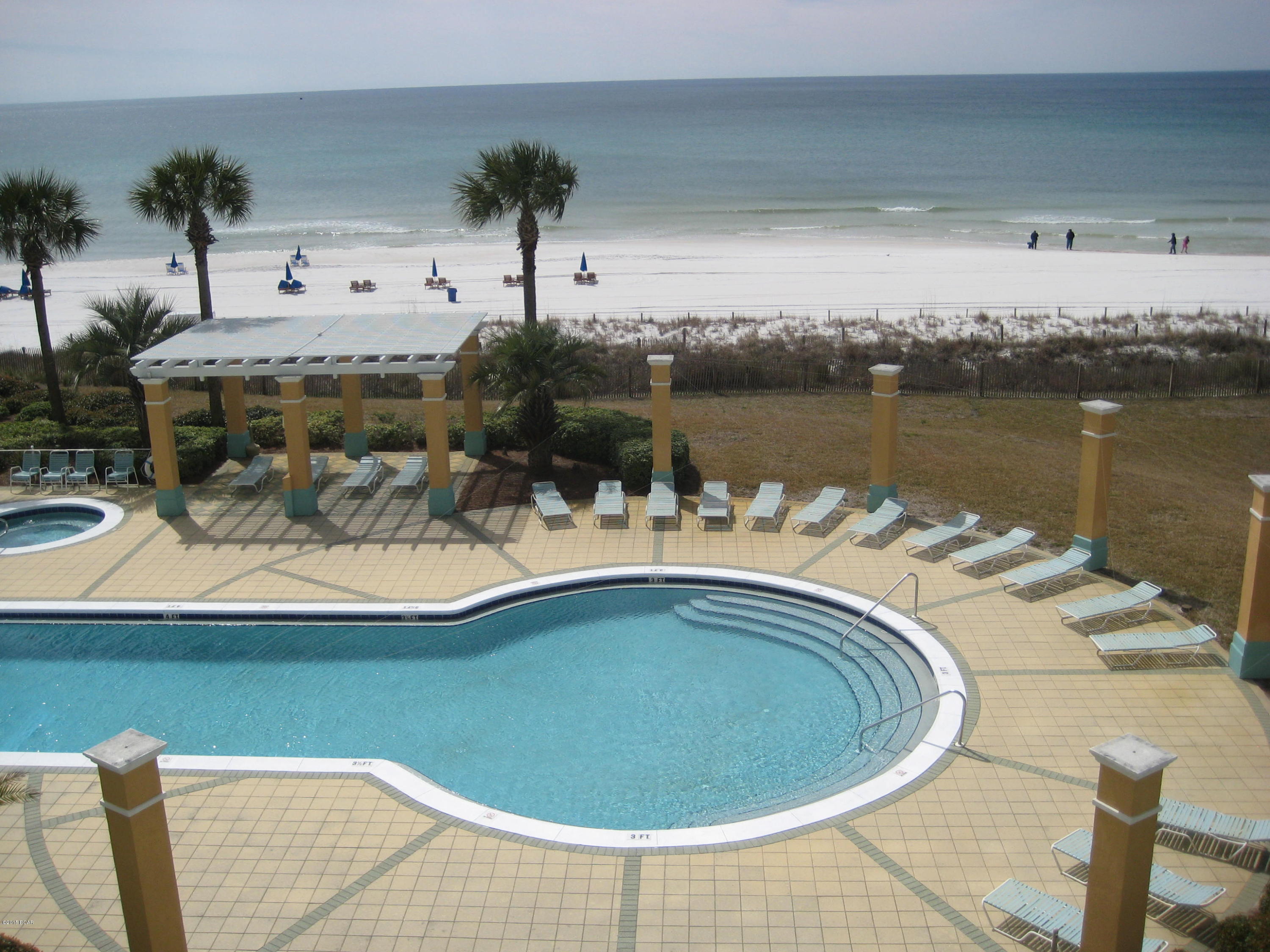 En Soleil Condo - Residential