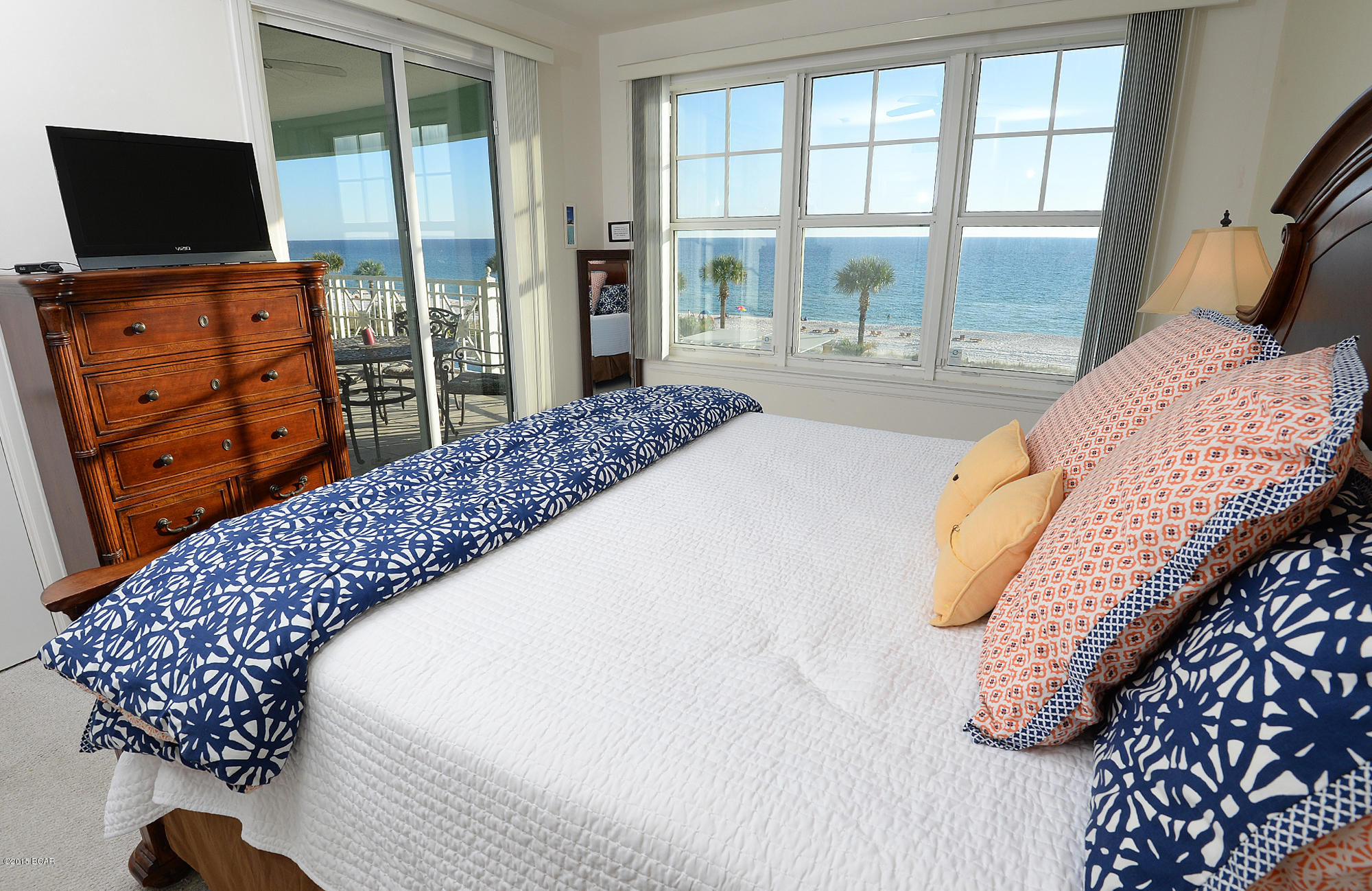 En Soleil Condo - Residential