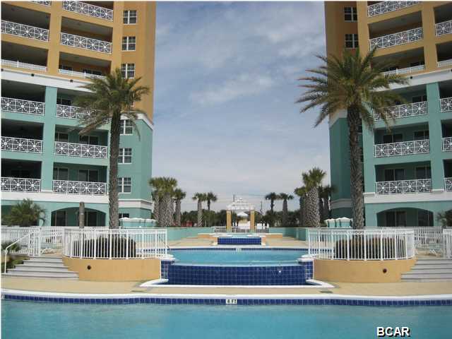 En Soleil Condo - Residential