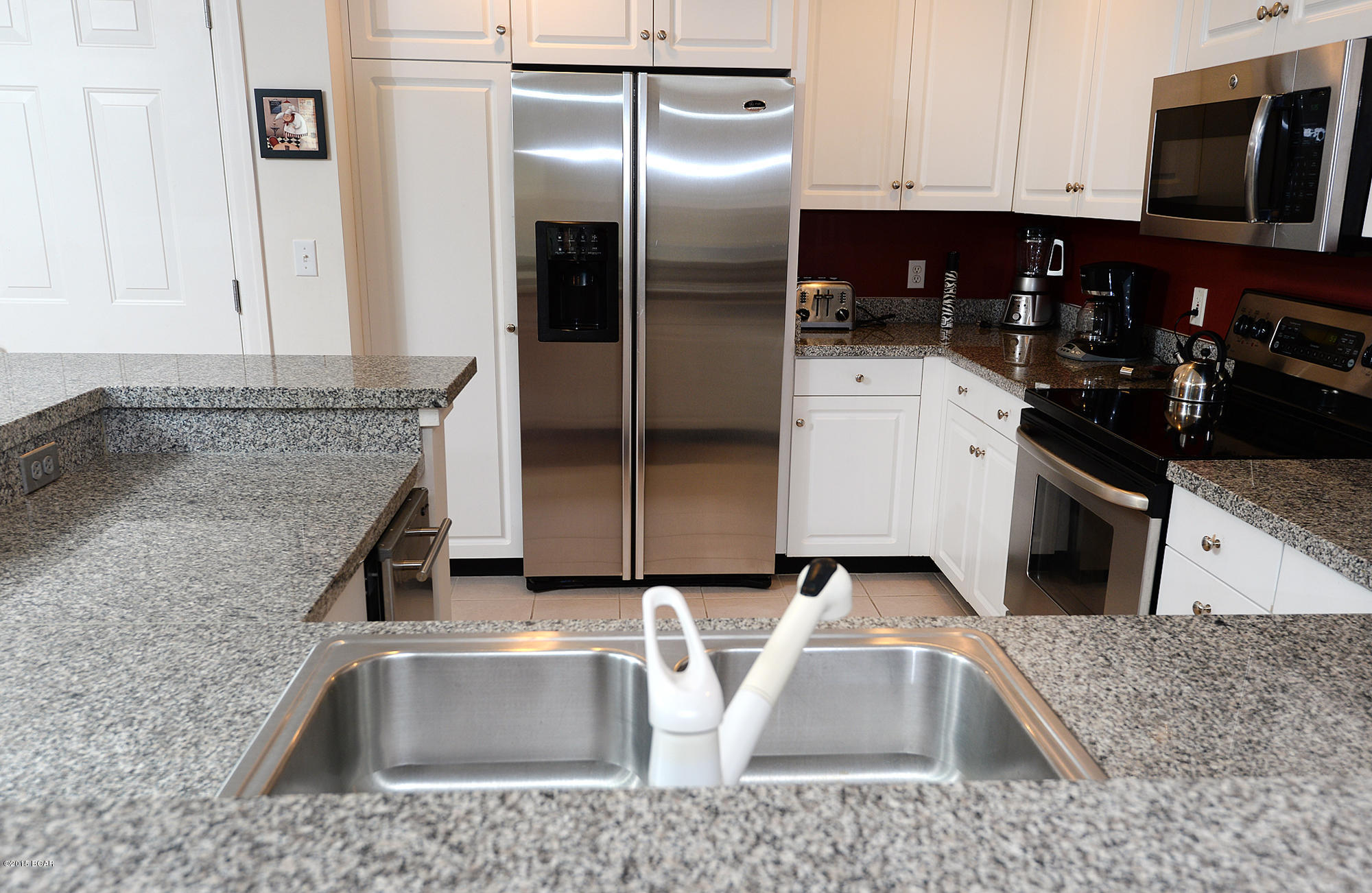 En Soleil Condo - Residential