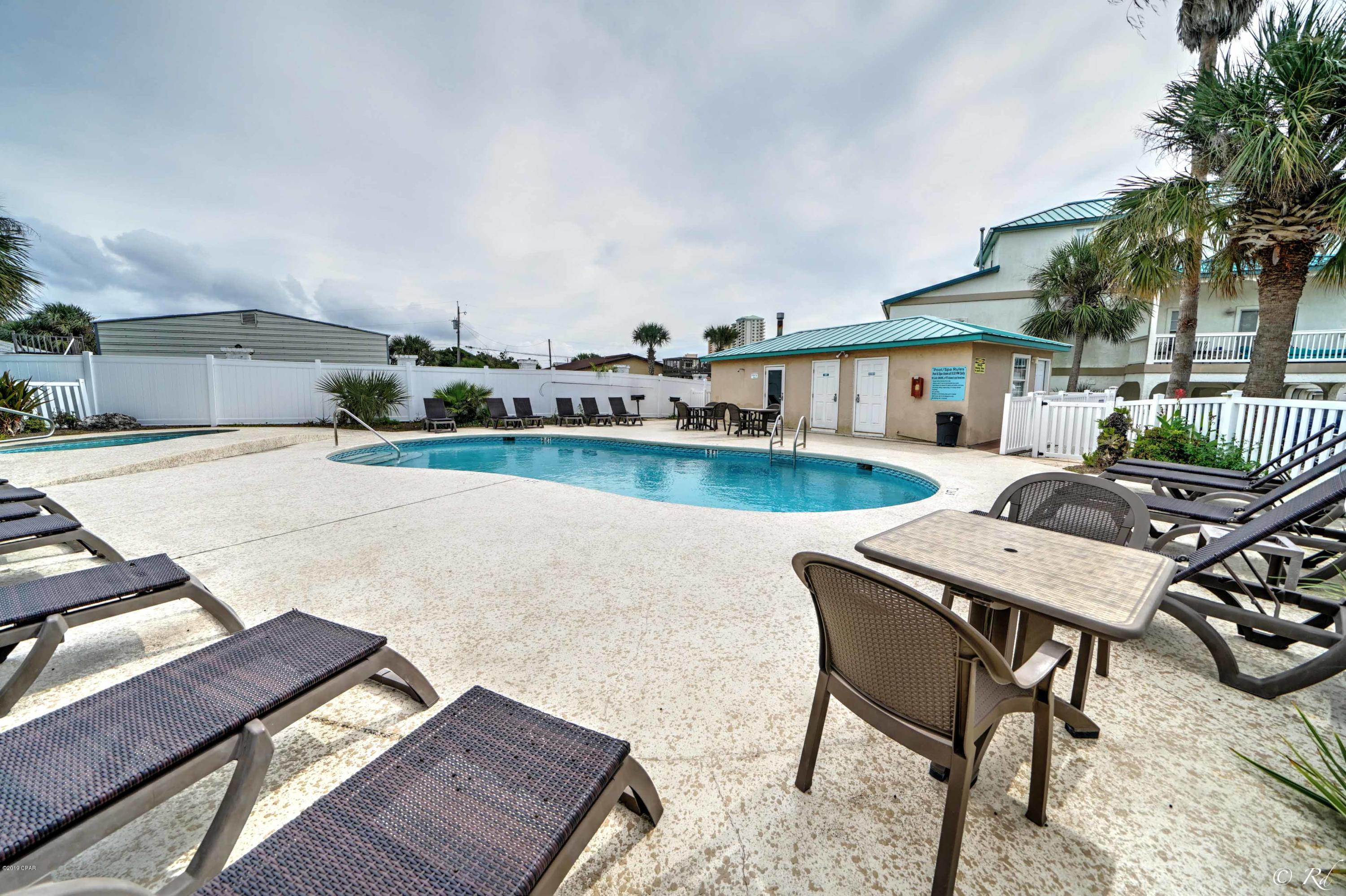 The Palms - Residential