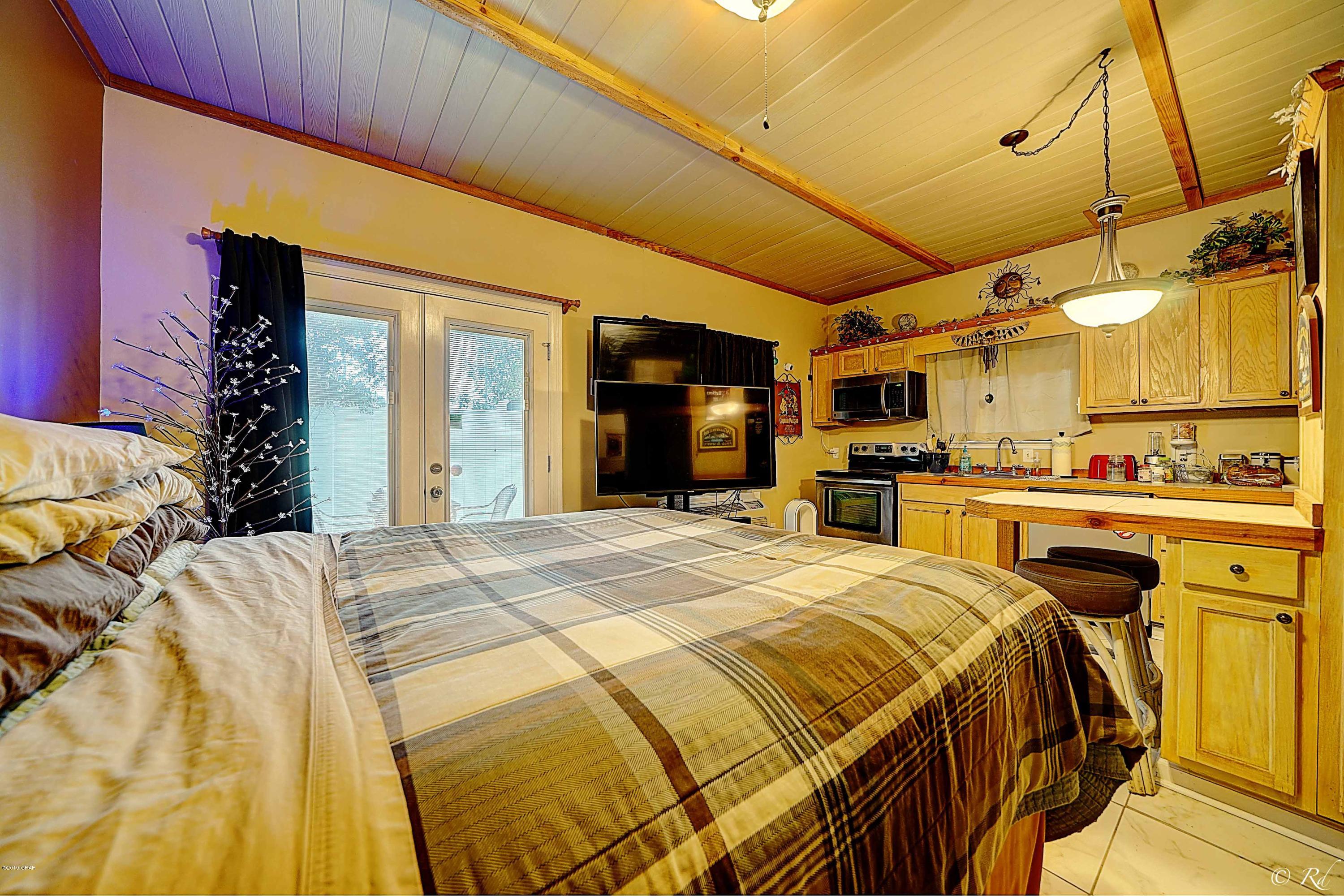 The Palms - Residential