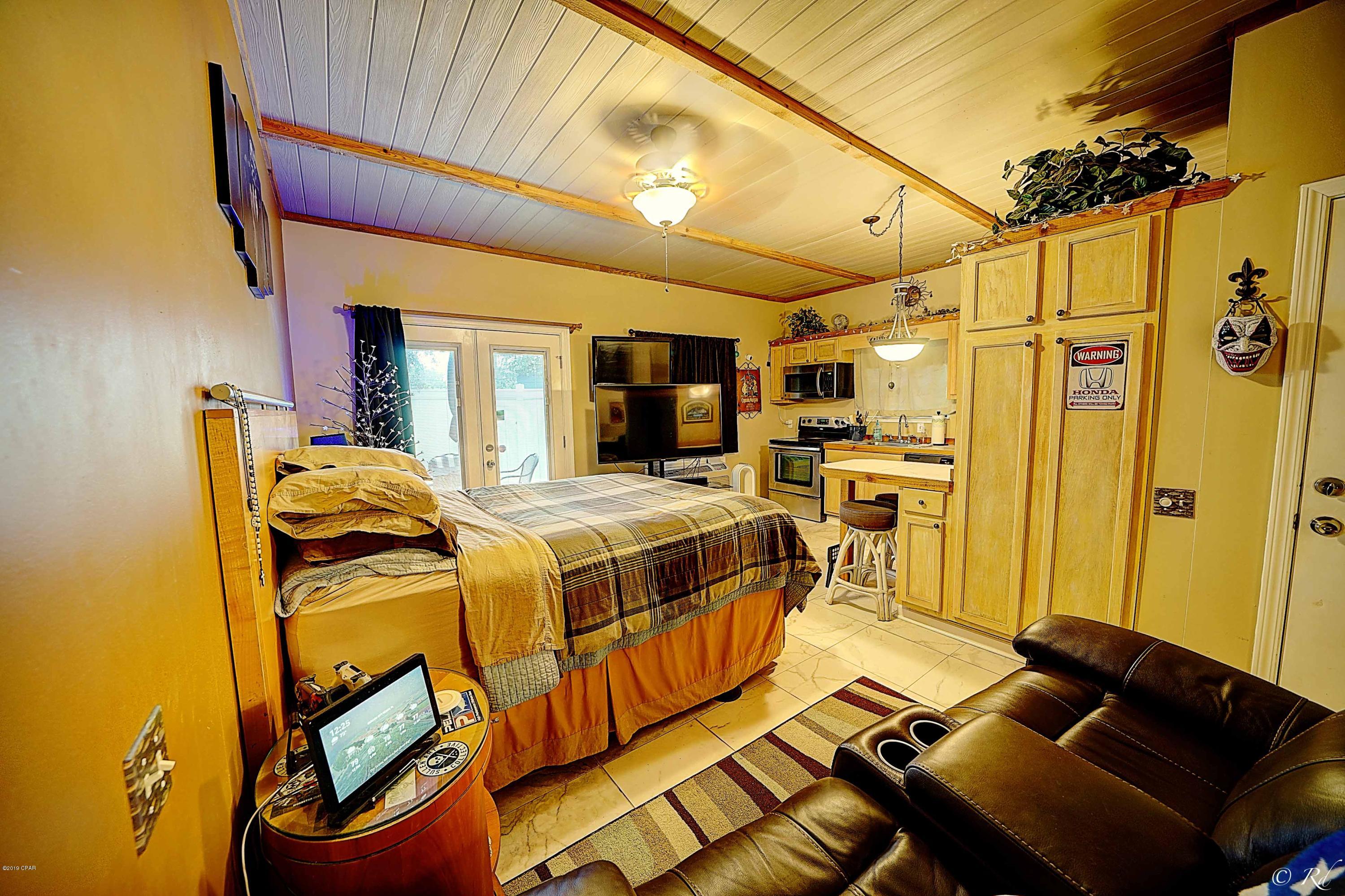 The Palms - Residential