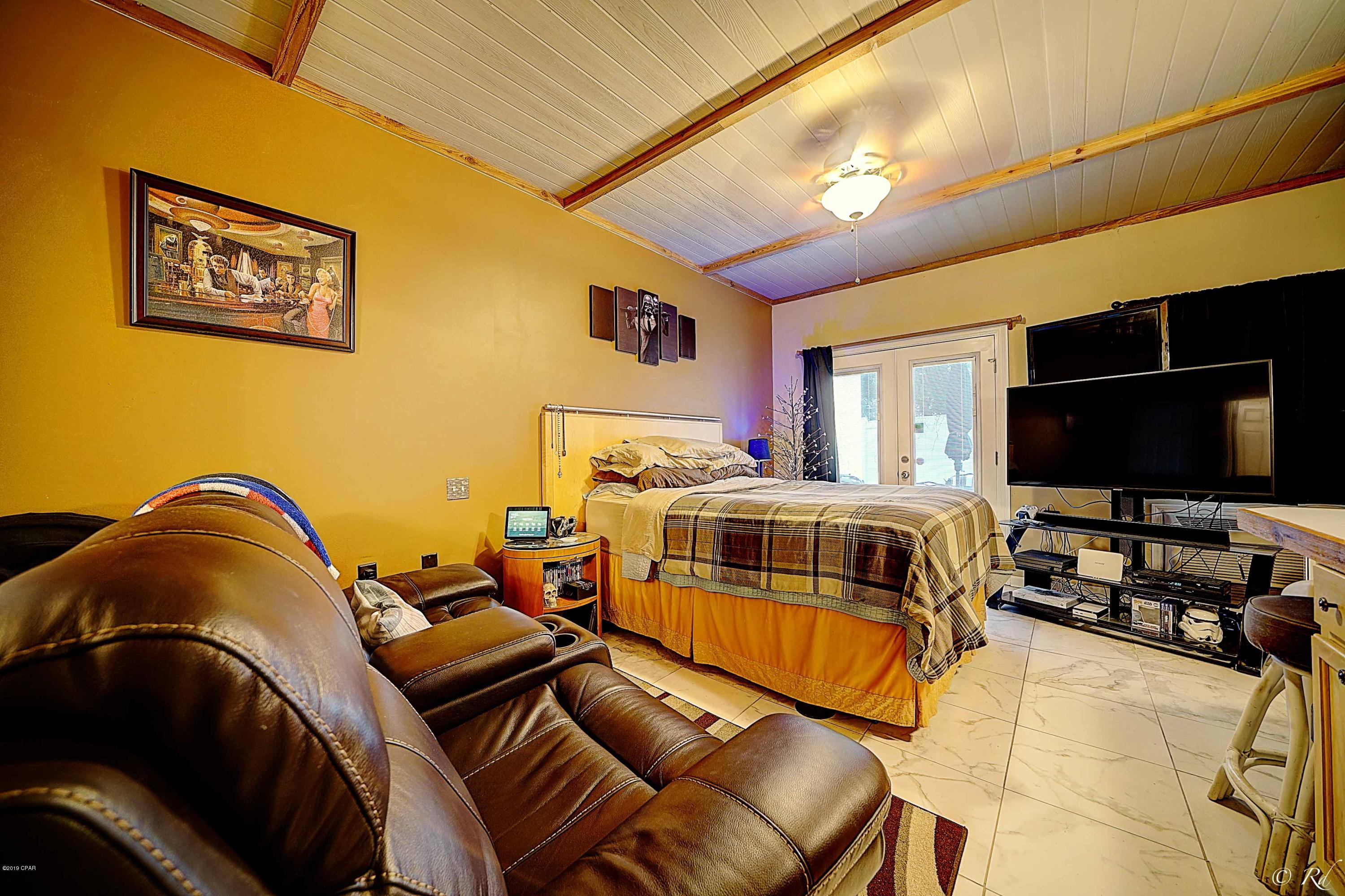 The Palms - Residential