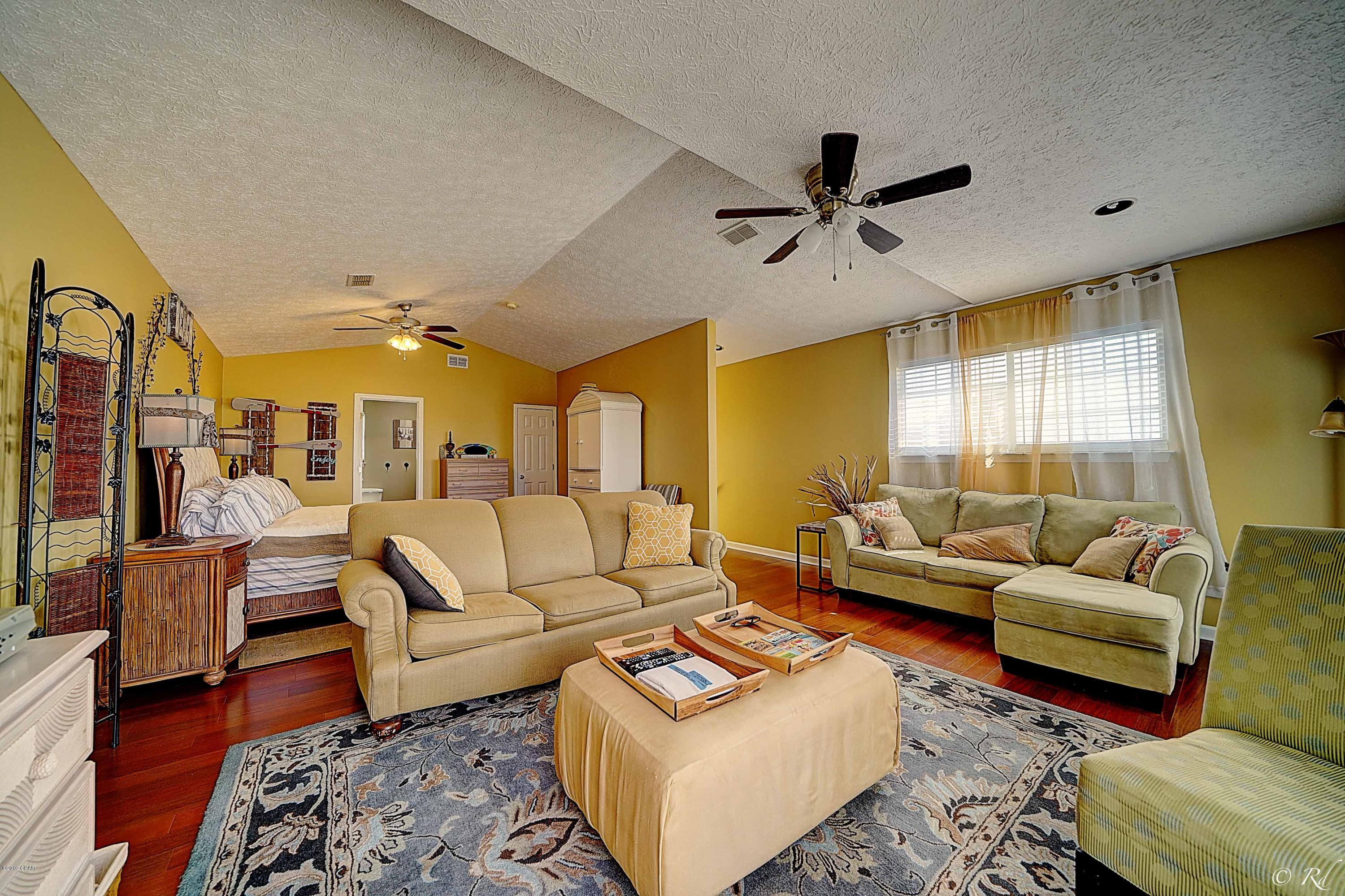 The Palms - Residential