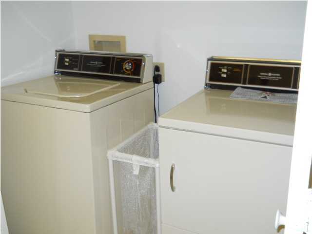 Edgewater Golf Villas 5 B - Residential