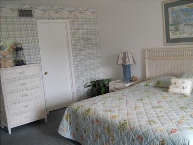 Edgewater Golf Villas 5 B - Residential