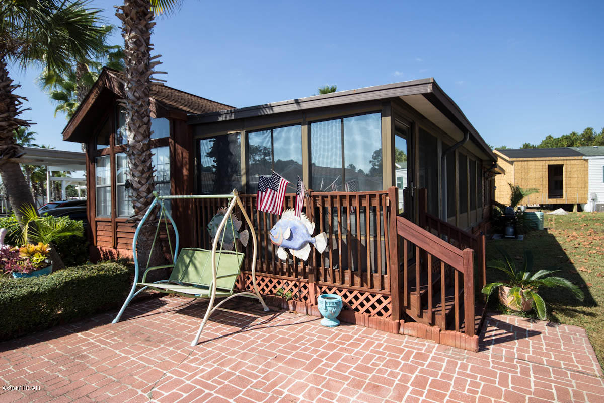 Emerald Pointe Resort - Residential