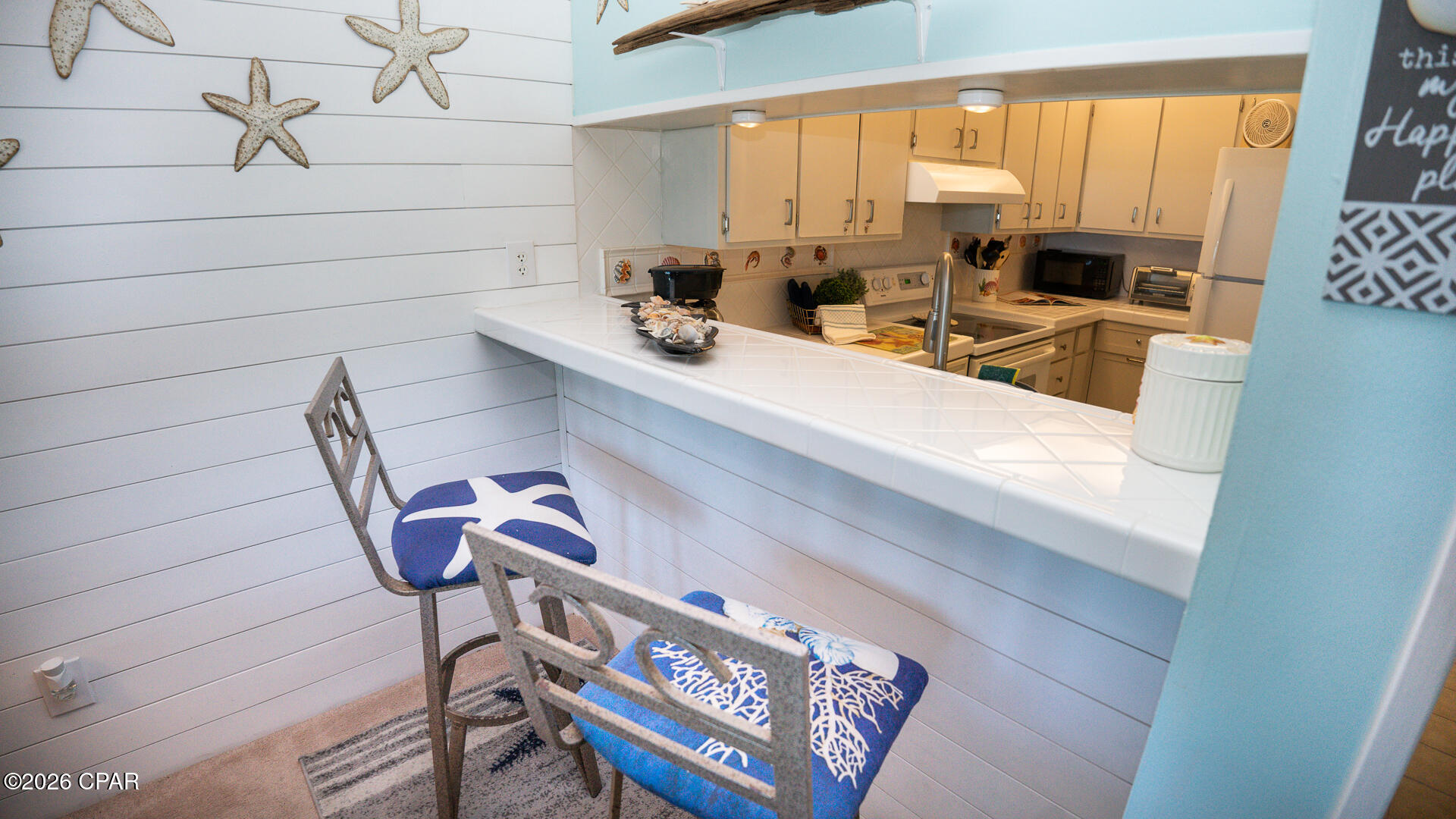 Mariner East Condo - Residential