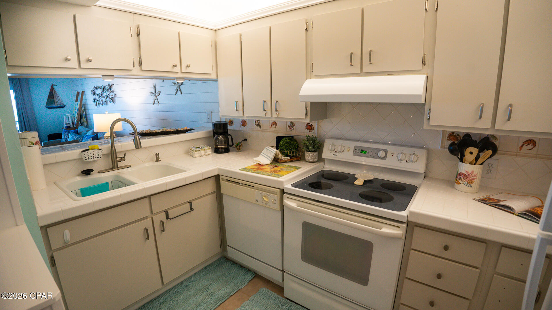 Mariner East Condo - Residential