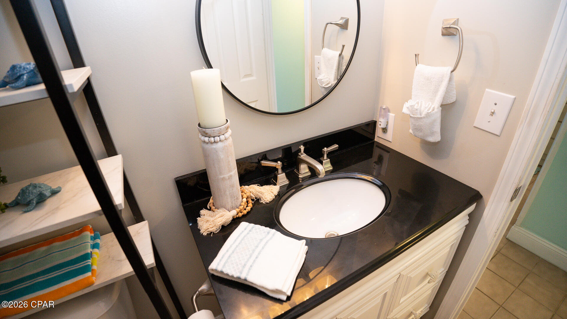 Mariner East Condo - Residential