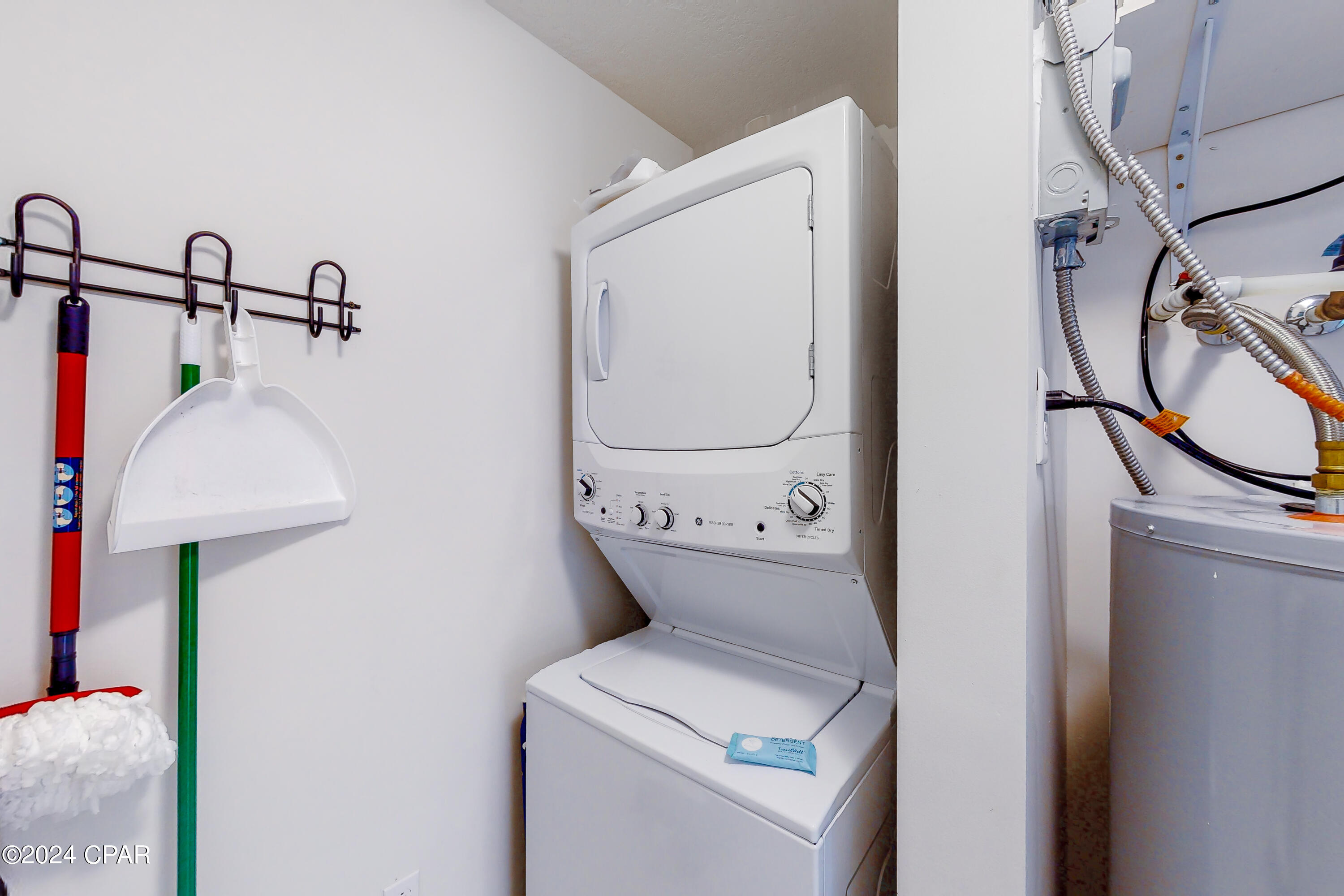 Calypso Towers III - Residential