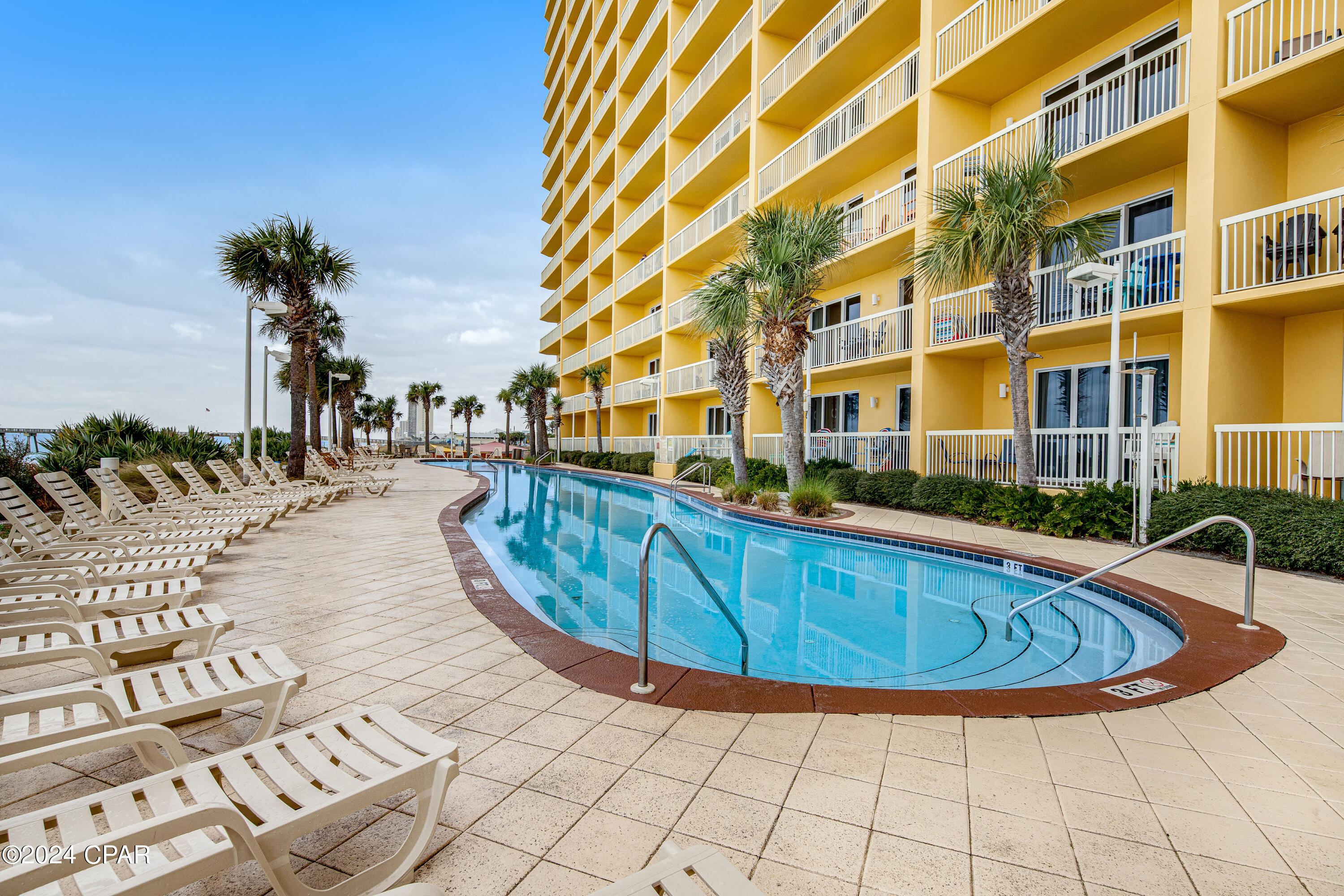 Calypso Towers III - Residential