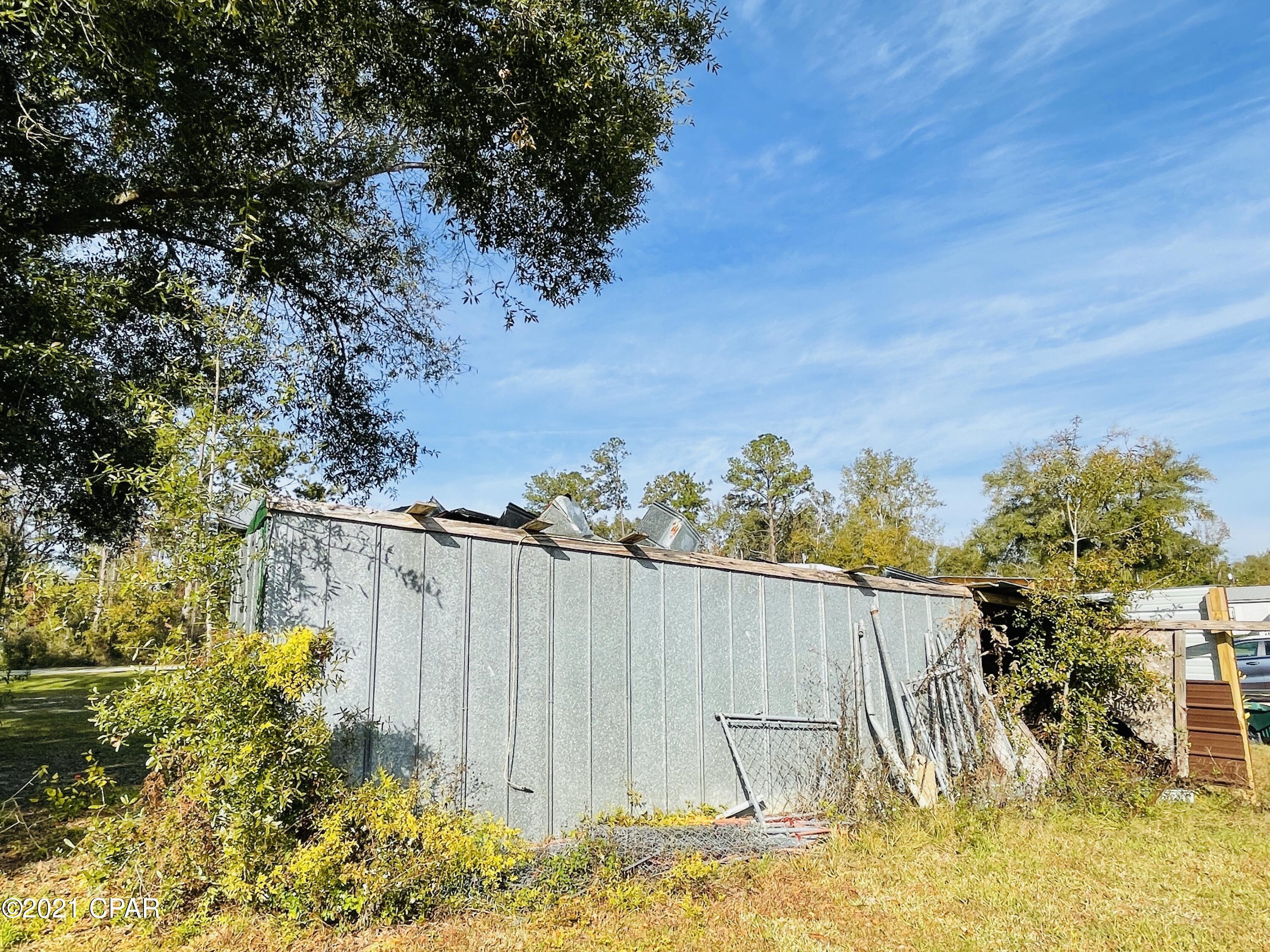 Riverside Park - Land