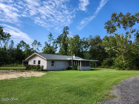 A home in Chipley