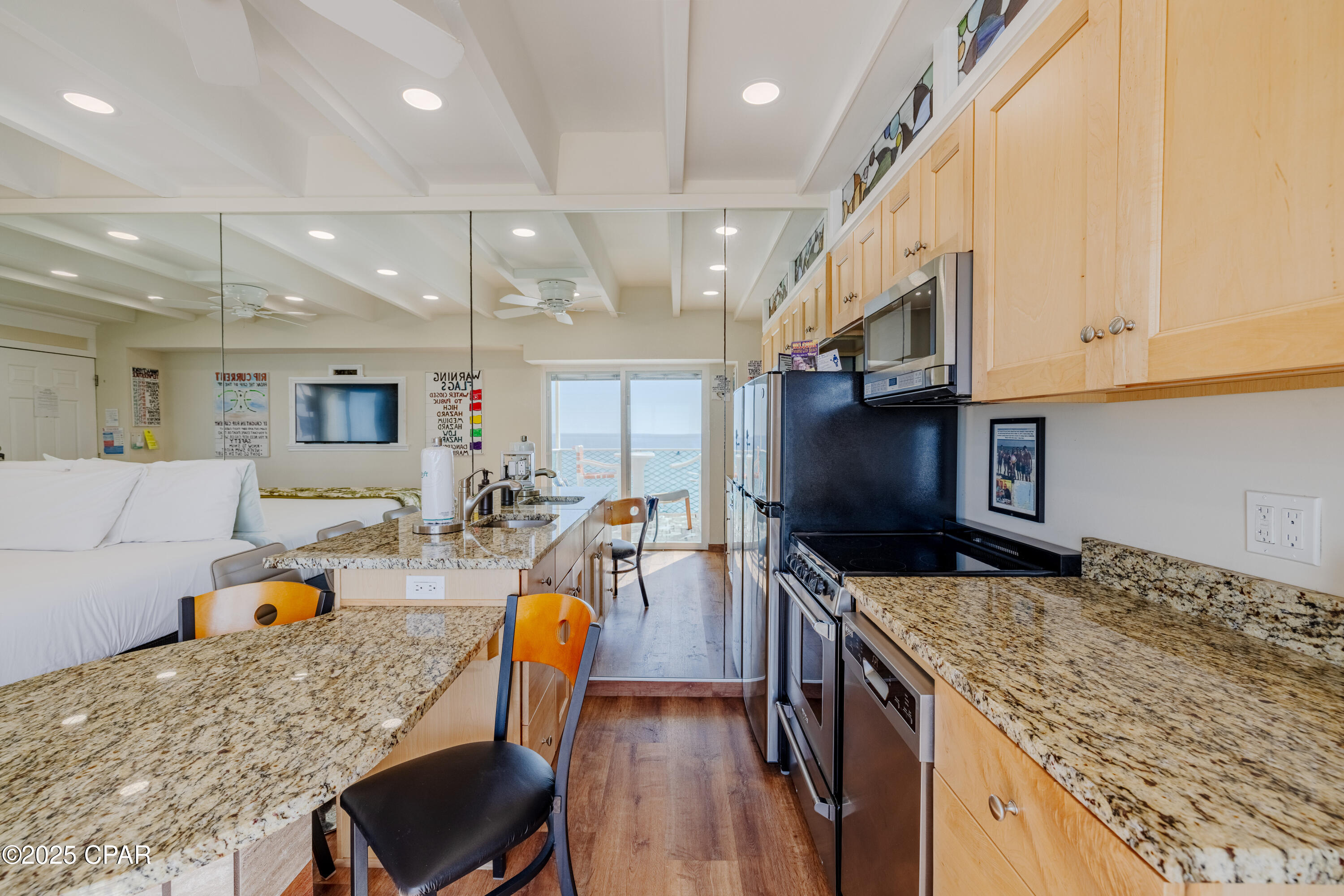 Fontainebleau Terrace - Residential