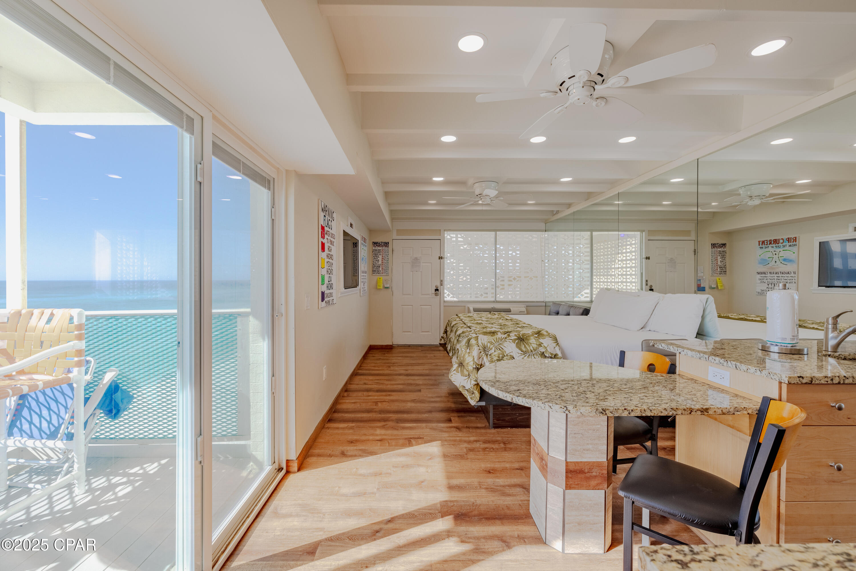 Fontainebleau Terrace - Residential