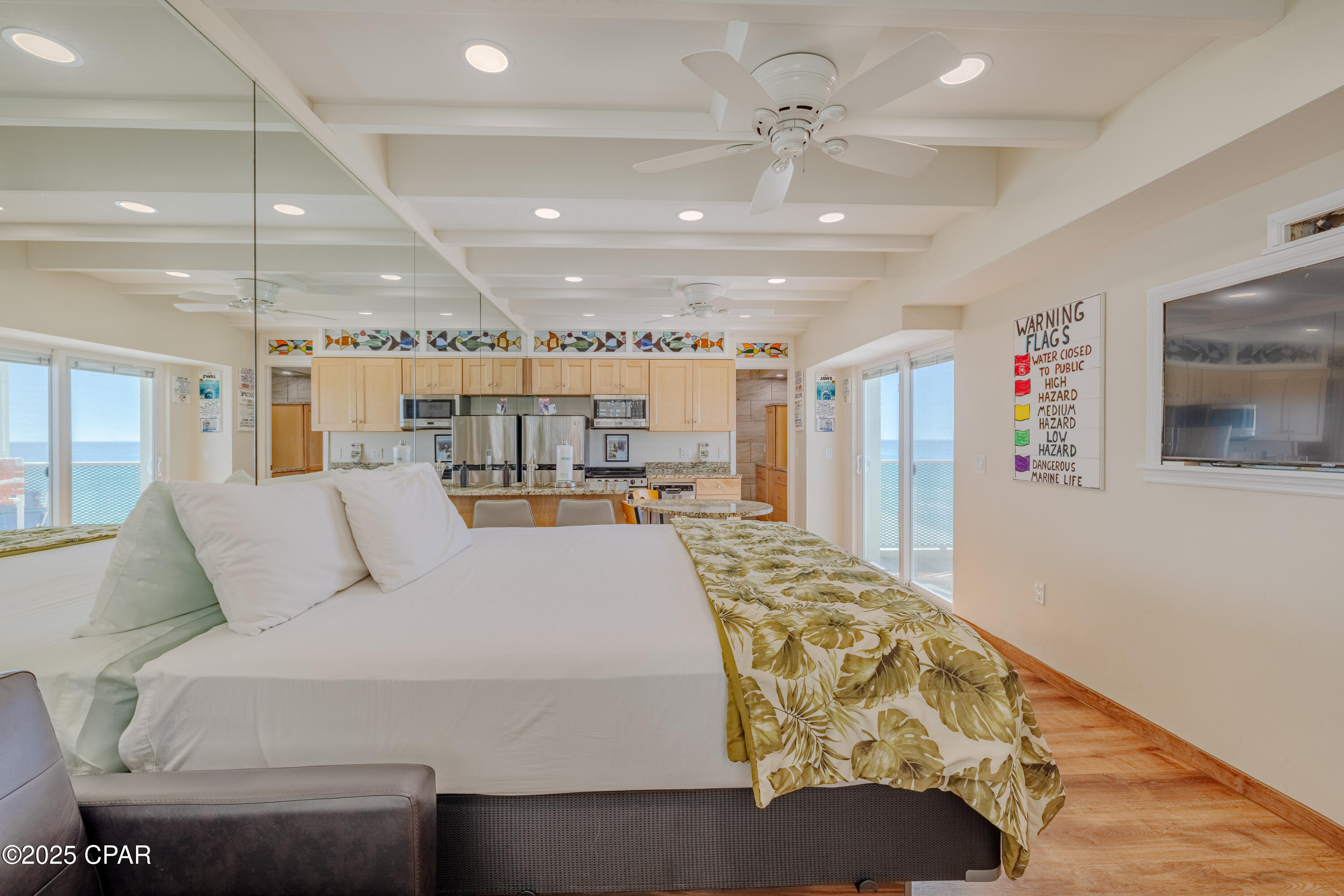 Fontainebleau Terrace - Residential