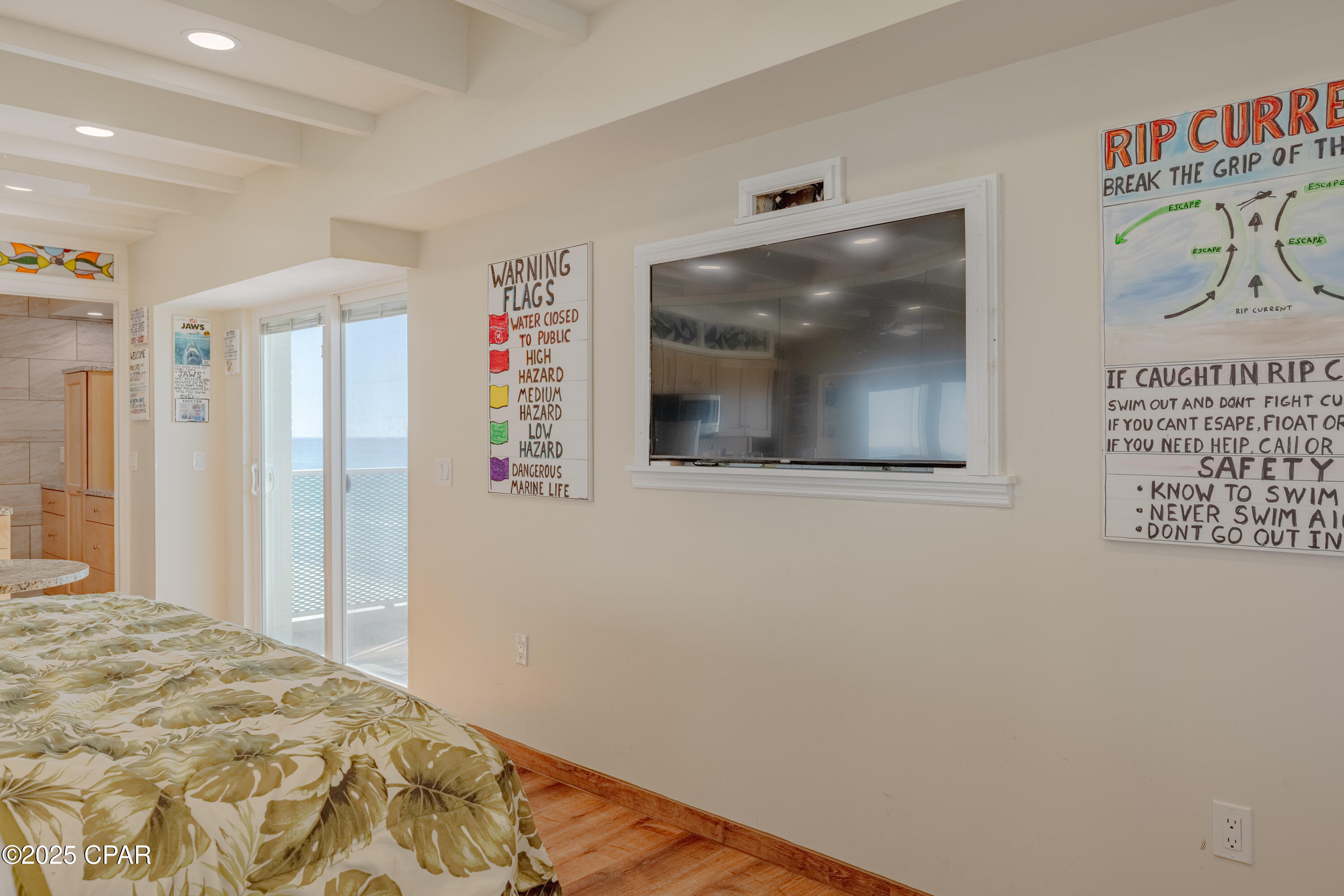 Fontainebleau Terrace - Residential