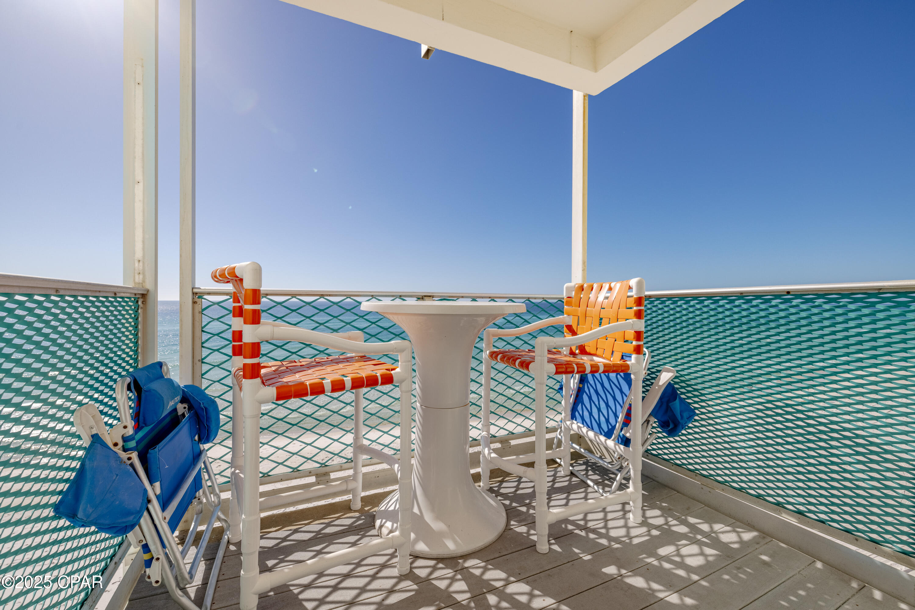 Fontainebleau Terrace - Residential