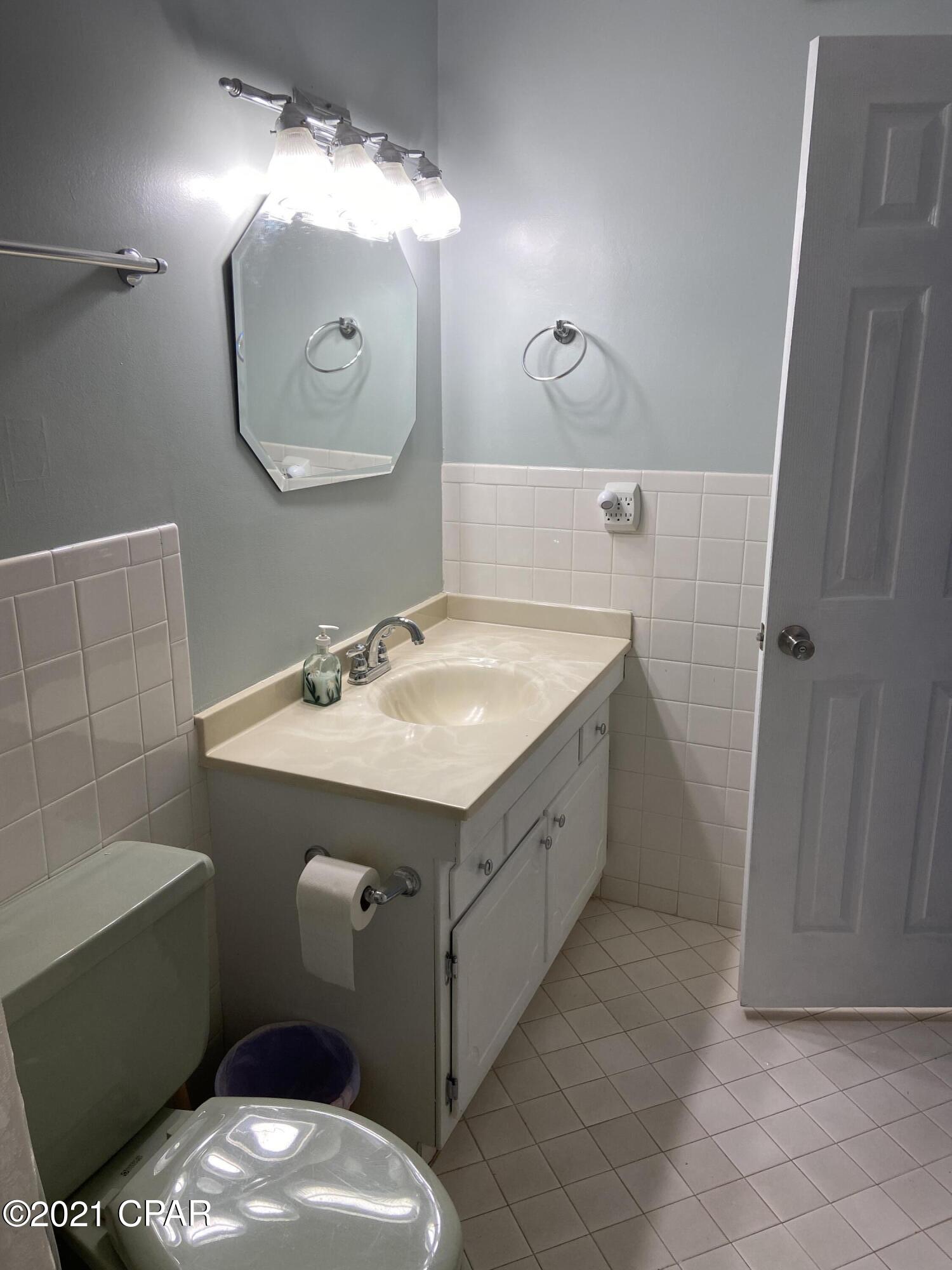 Regency Towers - Residential