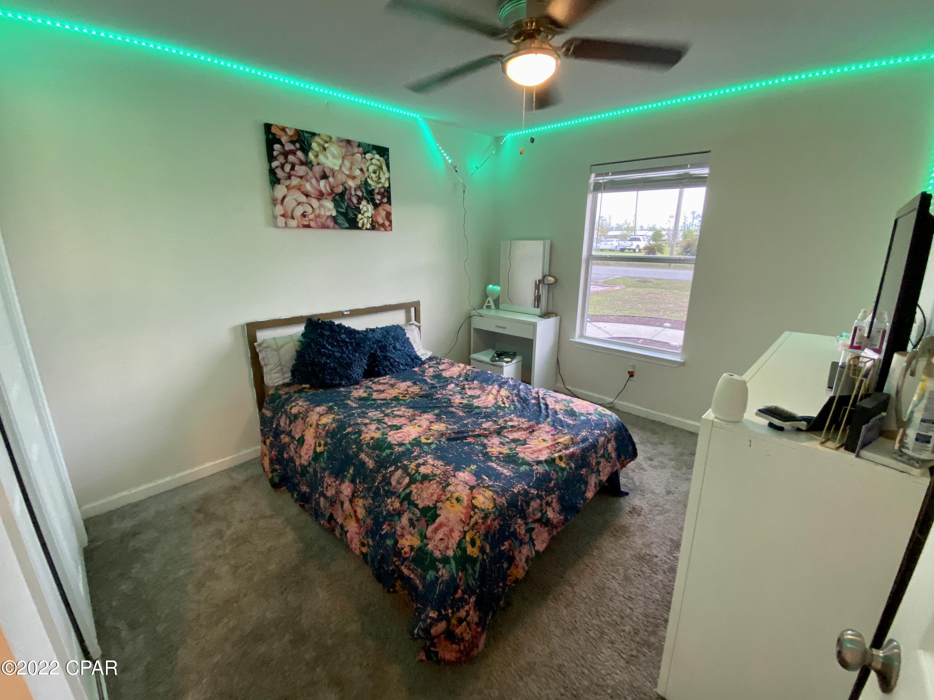 Pine Tree Place Unit 1 - Residential