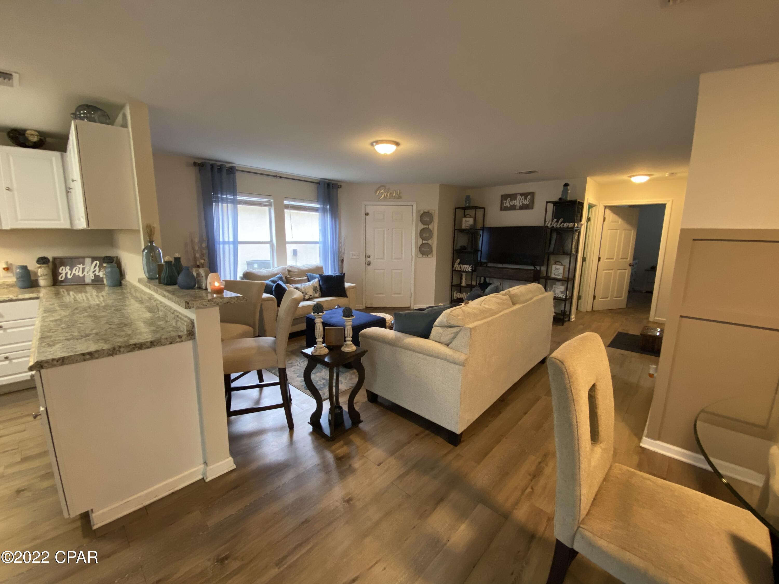 Pine Tree Place Unit 1 - Residential