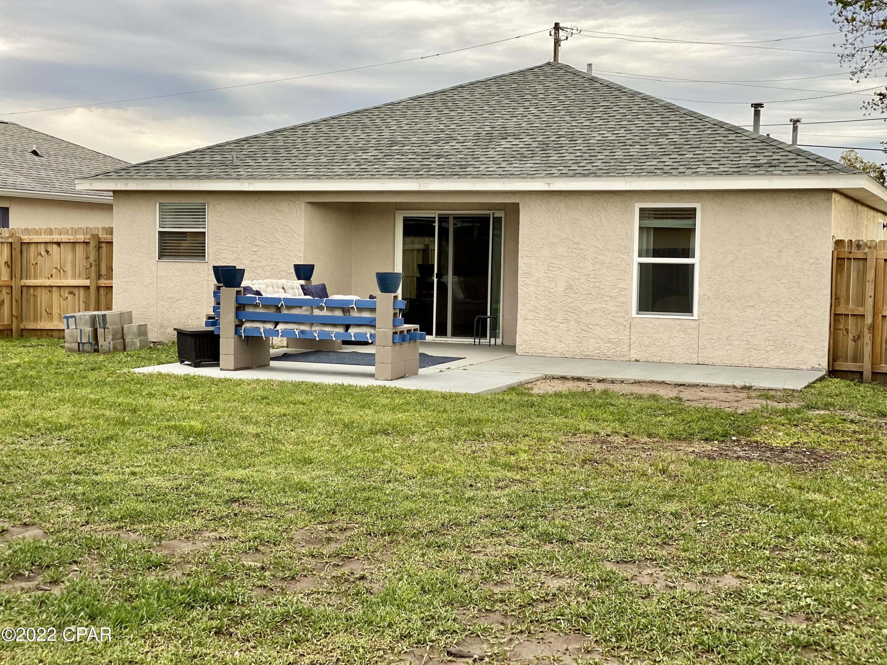 Pine Tree Place Unit 1 - Residential