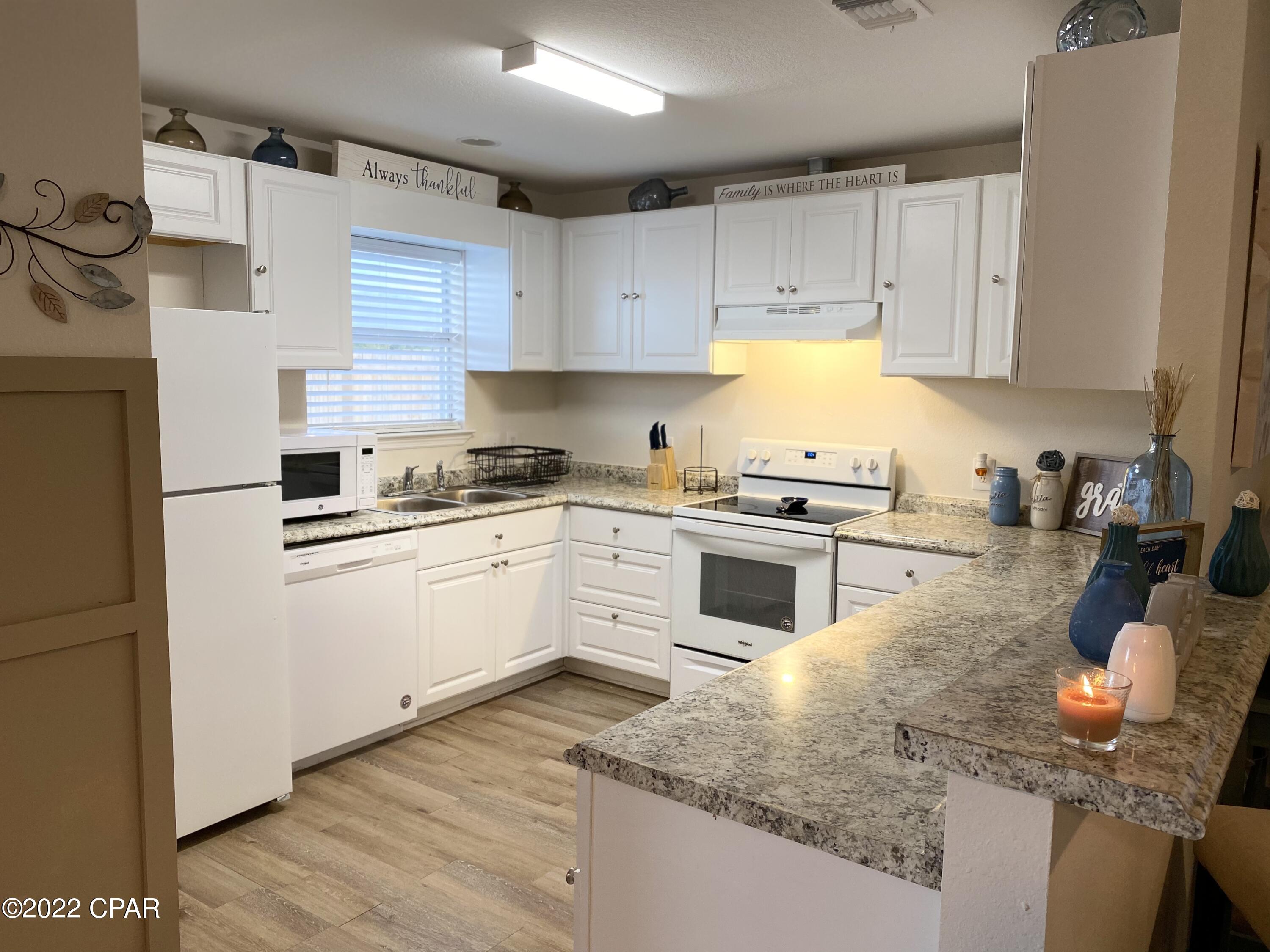 Pine Tree Place Unit 1 - Residential