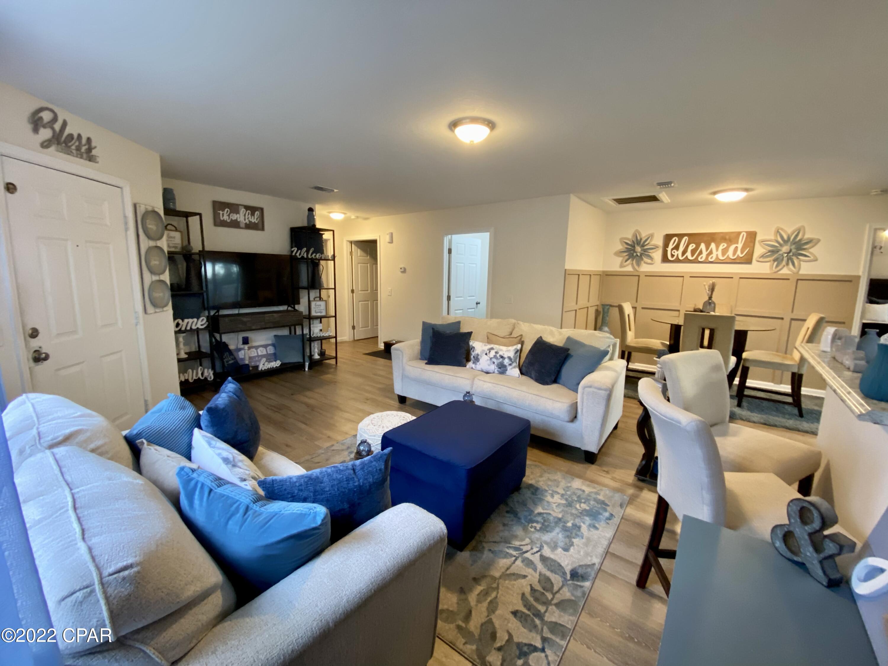 Pine Tree Place Unit 1 - Residential
